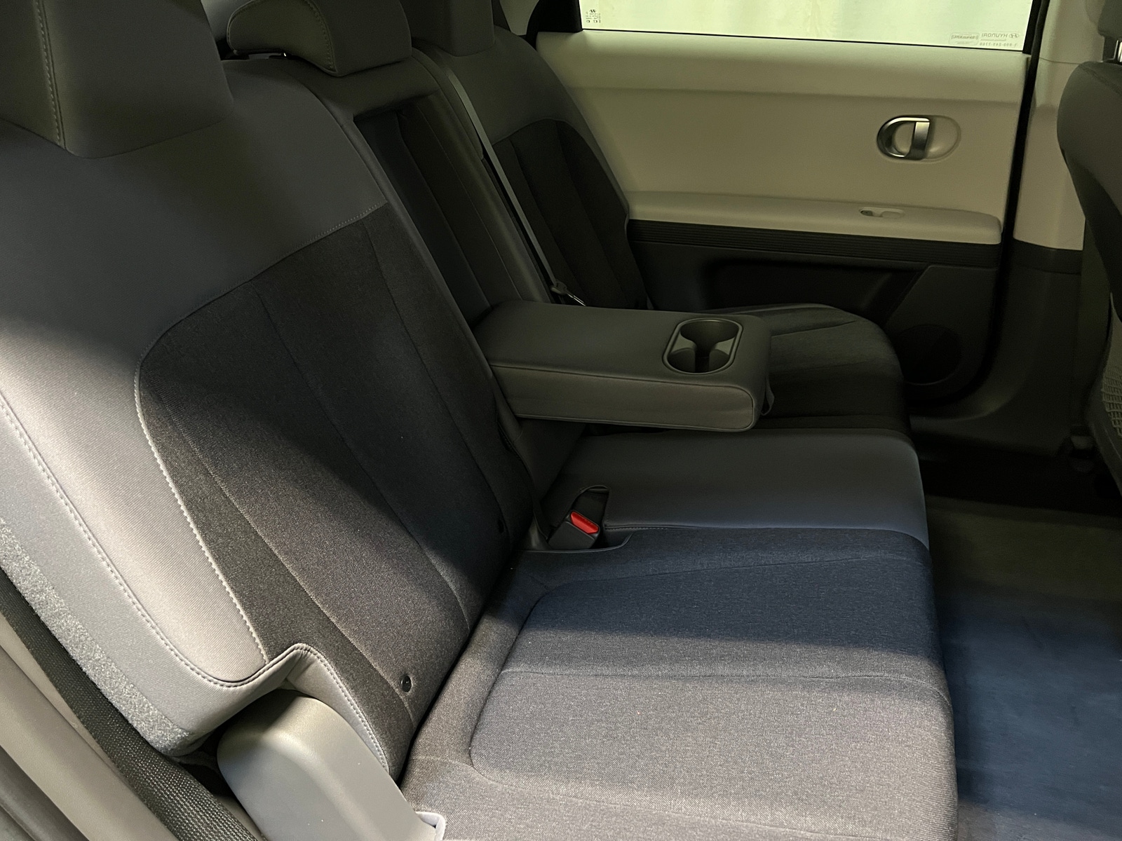 Thumbnail: 2023 Hyundai Ioniq 5 - 6