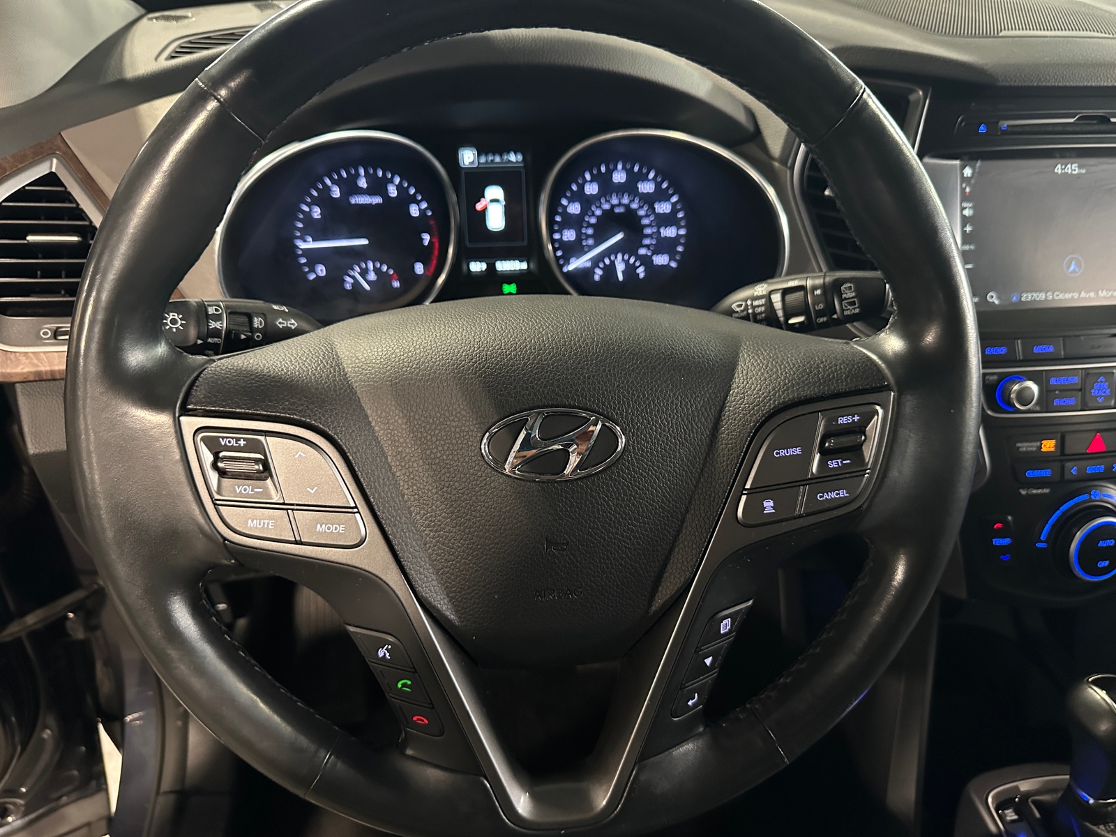 Thumbnail: 2018 Hyundai Santa Fe - 4