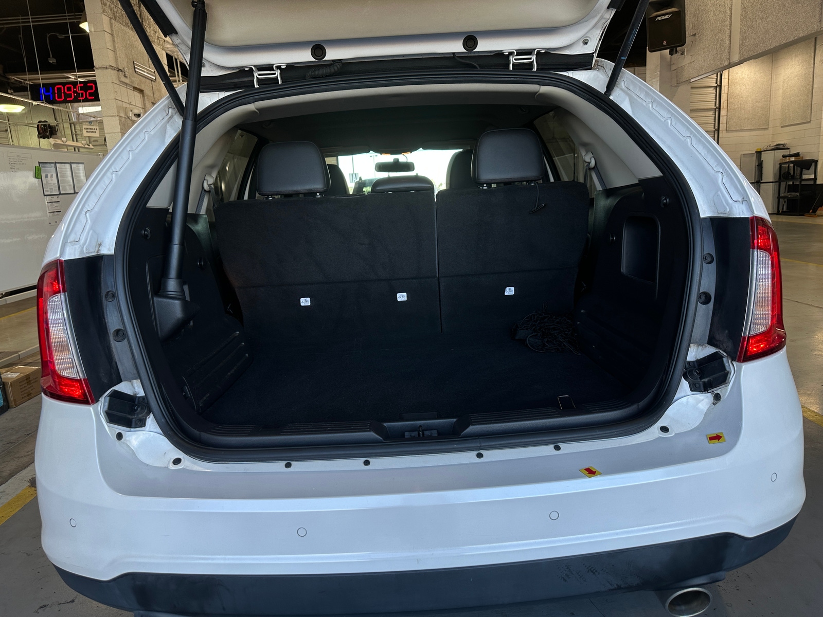 Thumbnail: 2014 Ford Edge - 6