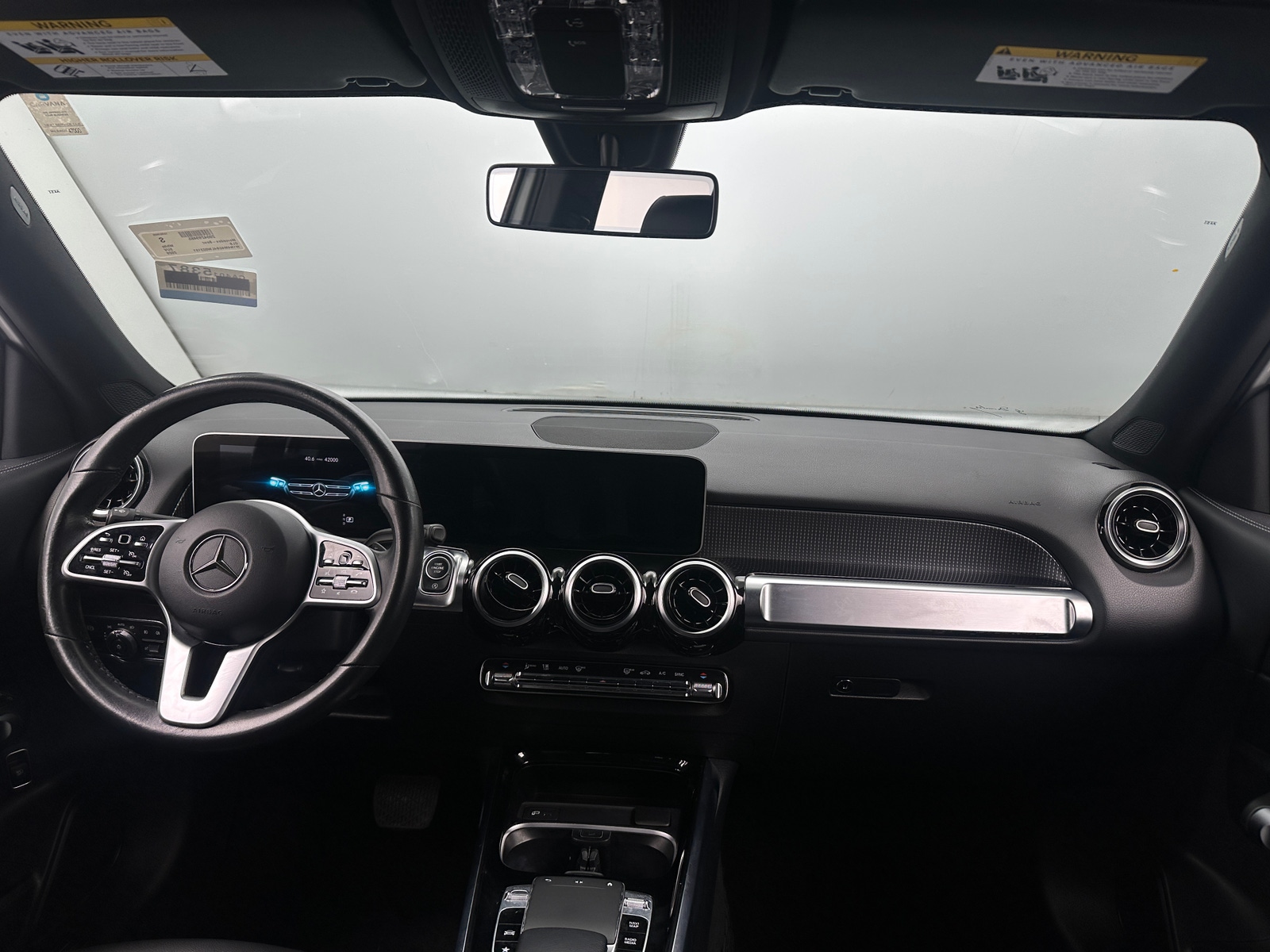 Thumbnail: 2020 Mercedes-Benz GLB - 2