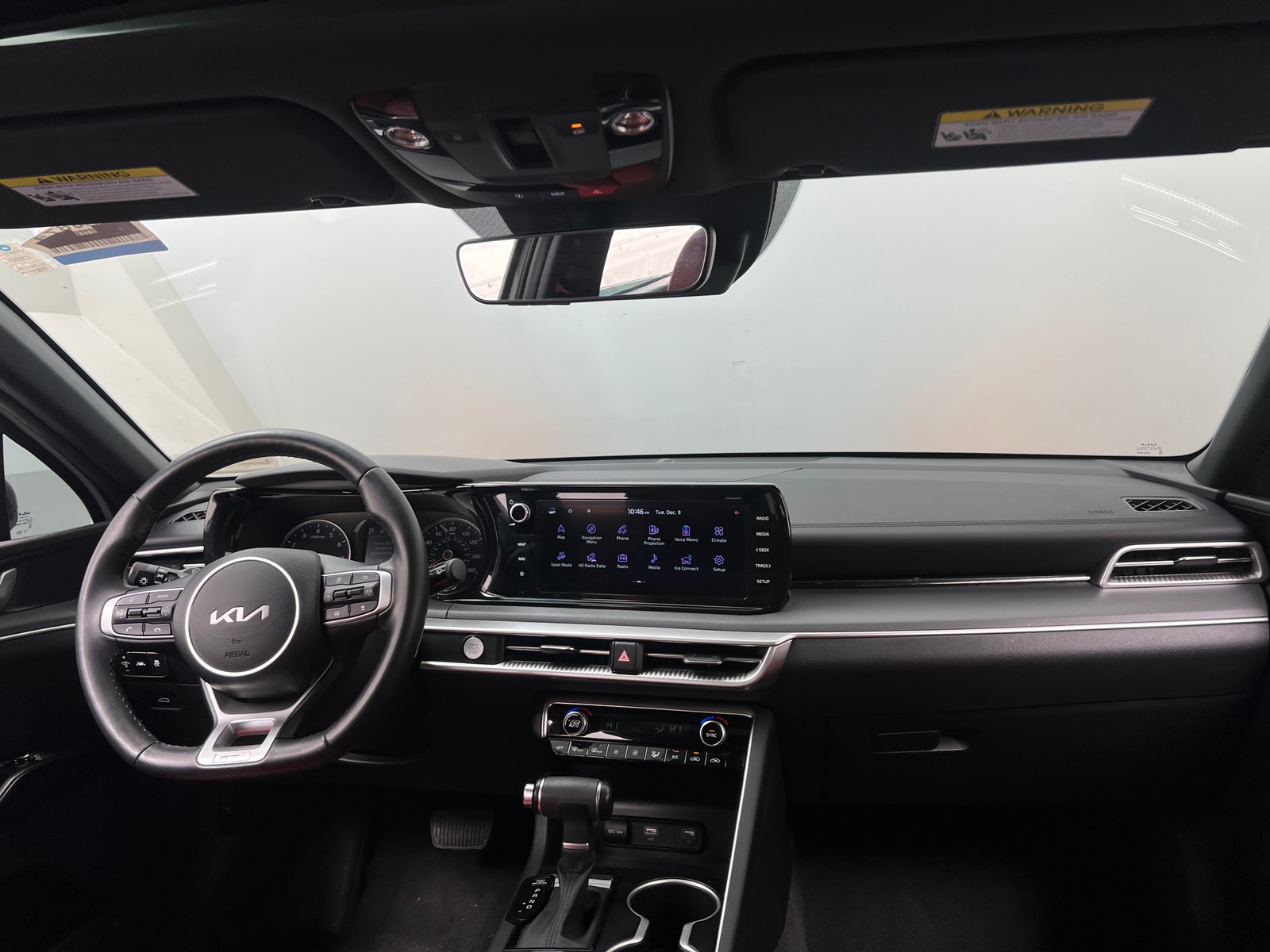 Thumbnail: 2023 Kia K5 - 3