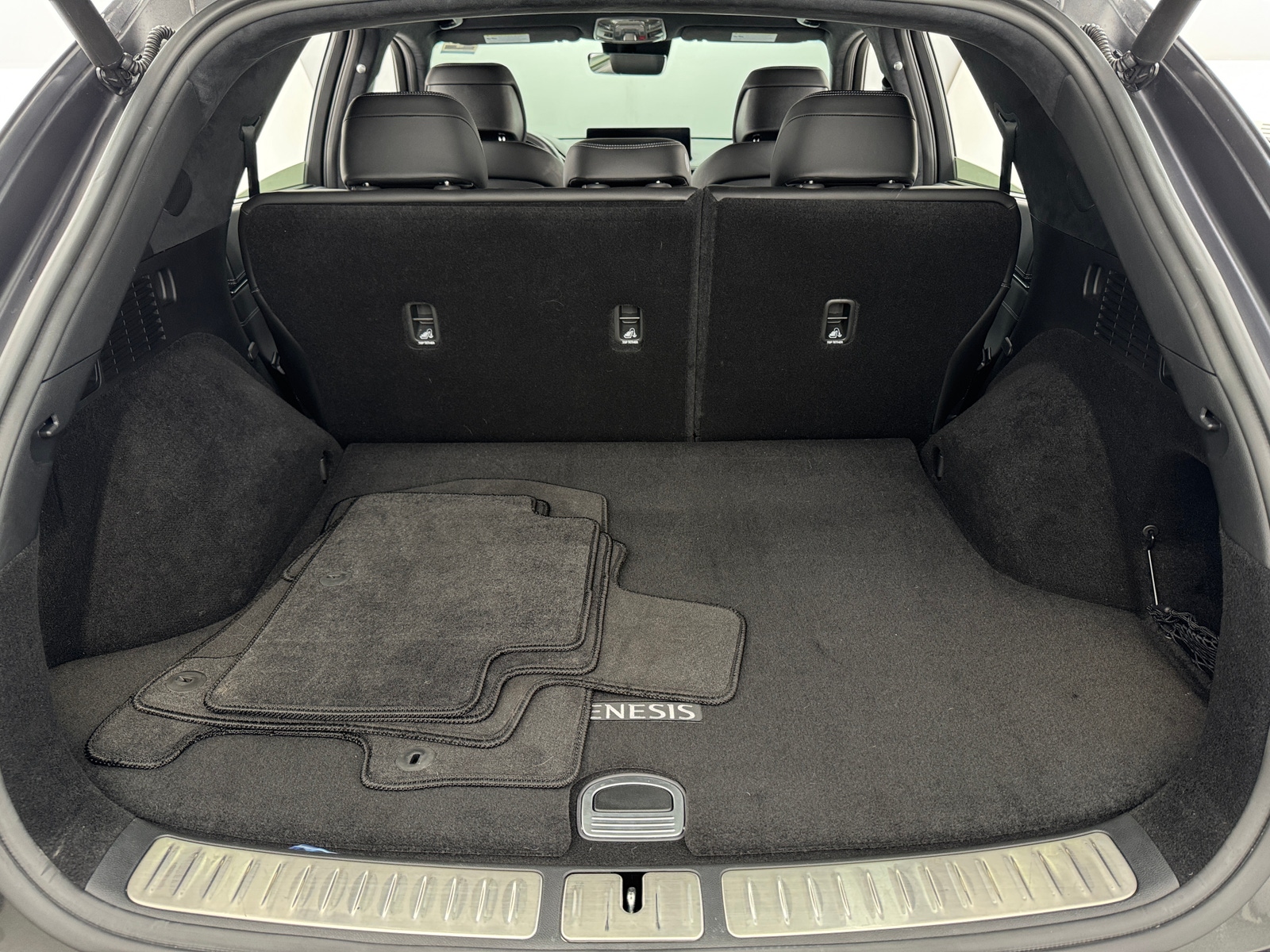 Thumbnail: 2024 Genesis GV70 - 6