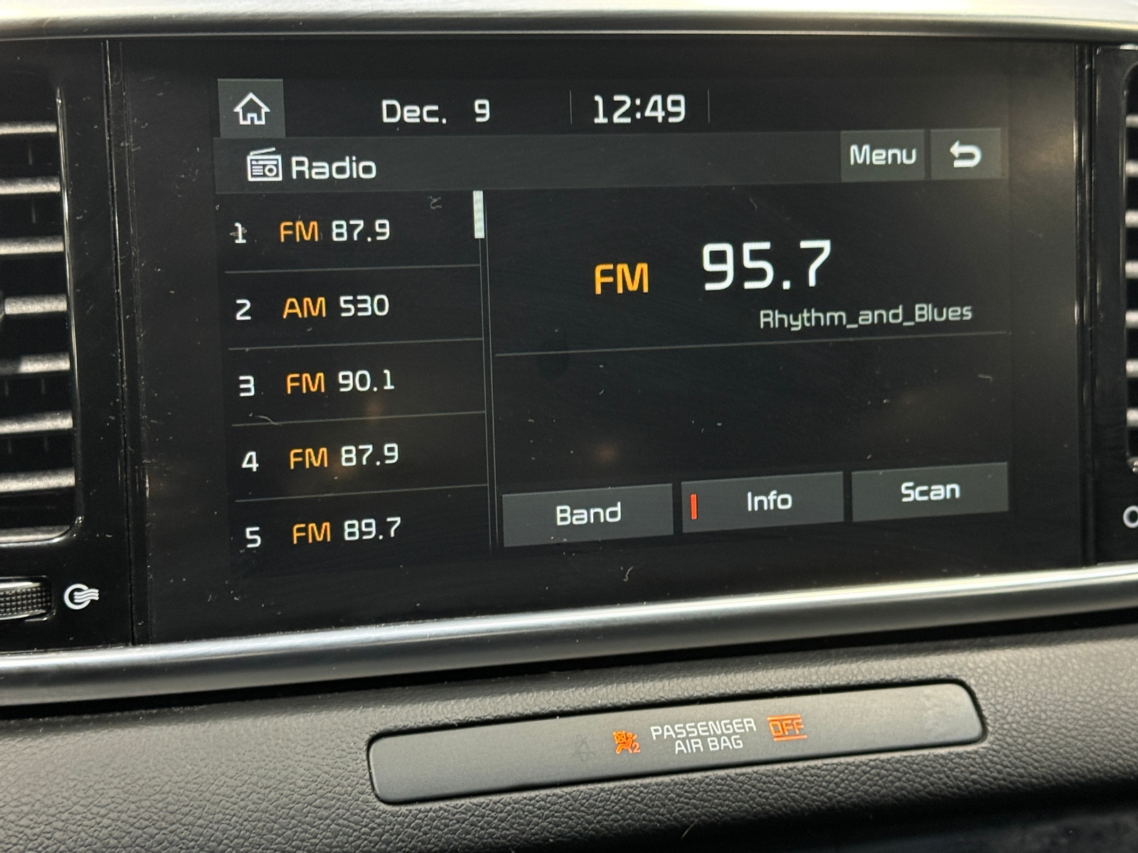 Thumbnail: 2022 Kia Sportage - 3