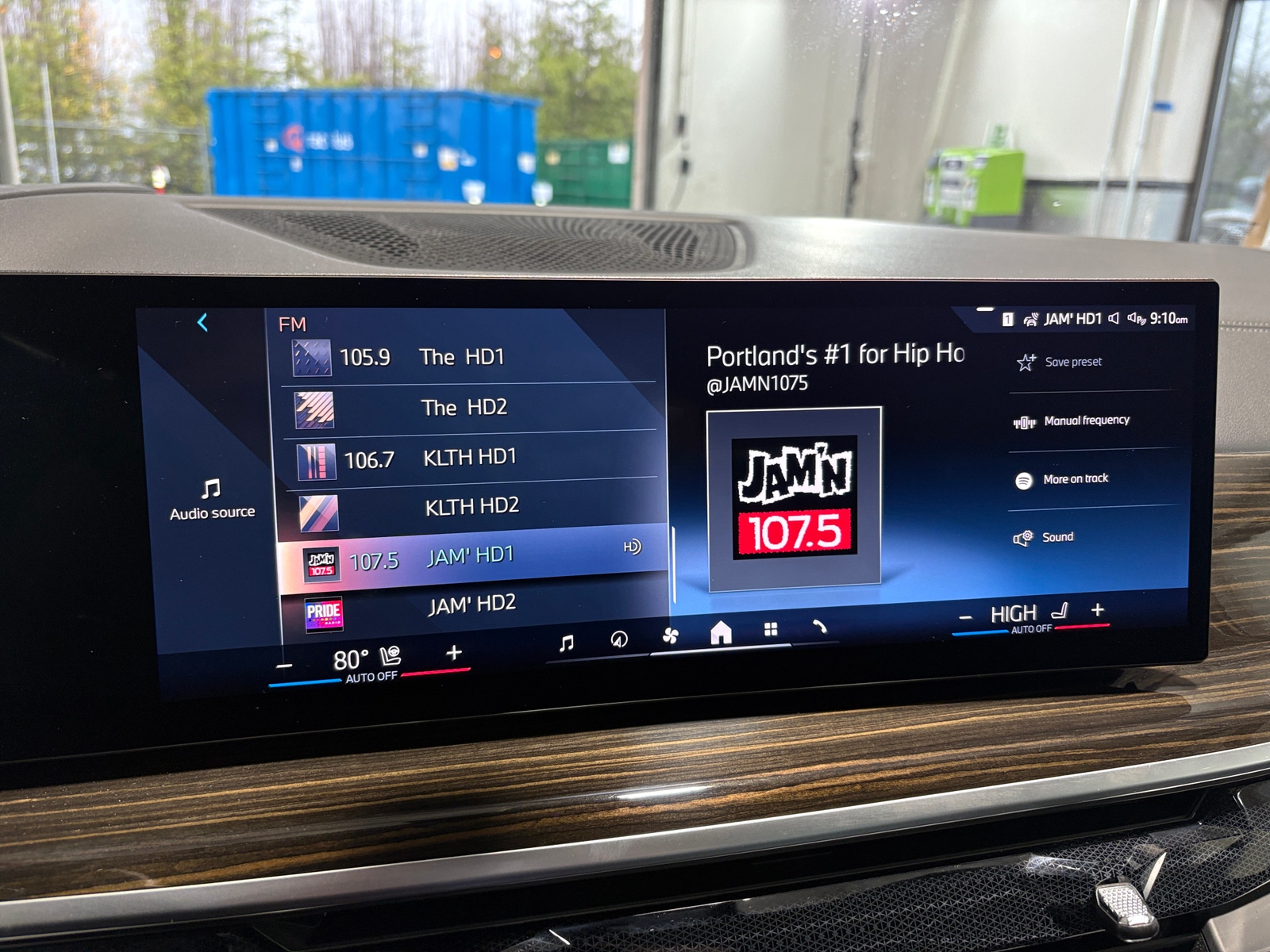 Thumbnail: 2024 BMW X7 - 3