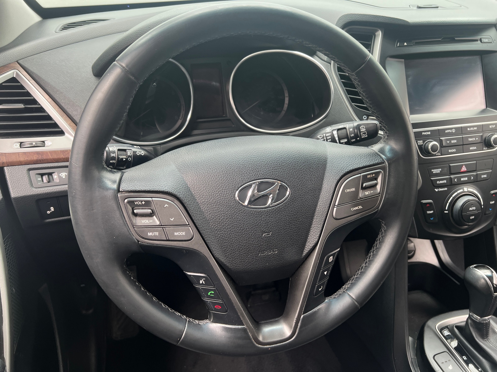 Thumbnail: 2018 Hyundai Santa Fe - 4