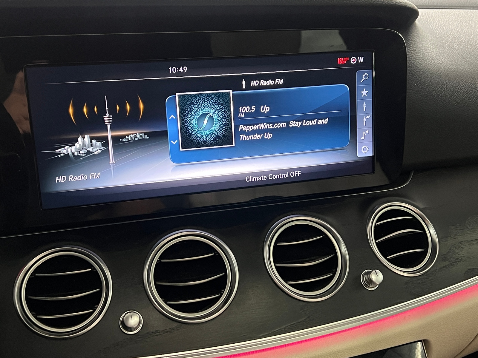 Thumbnail: 2017 Mercedes-Benz E-Class - 3