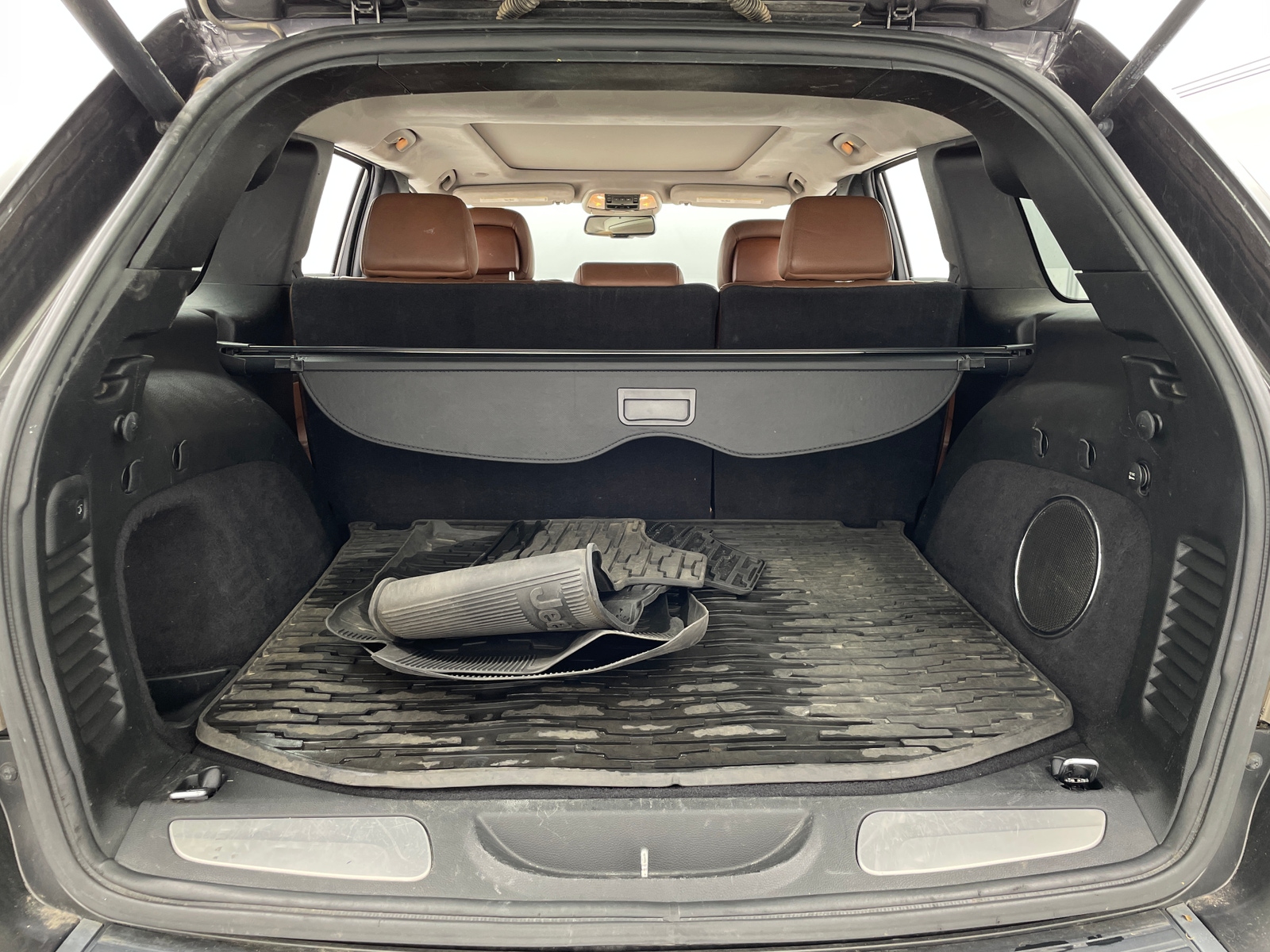 Thumbnail: 2015 Jeep Grand Cherokee - 6