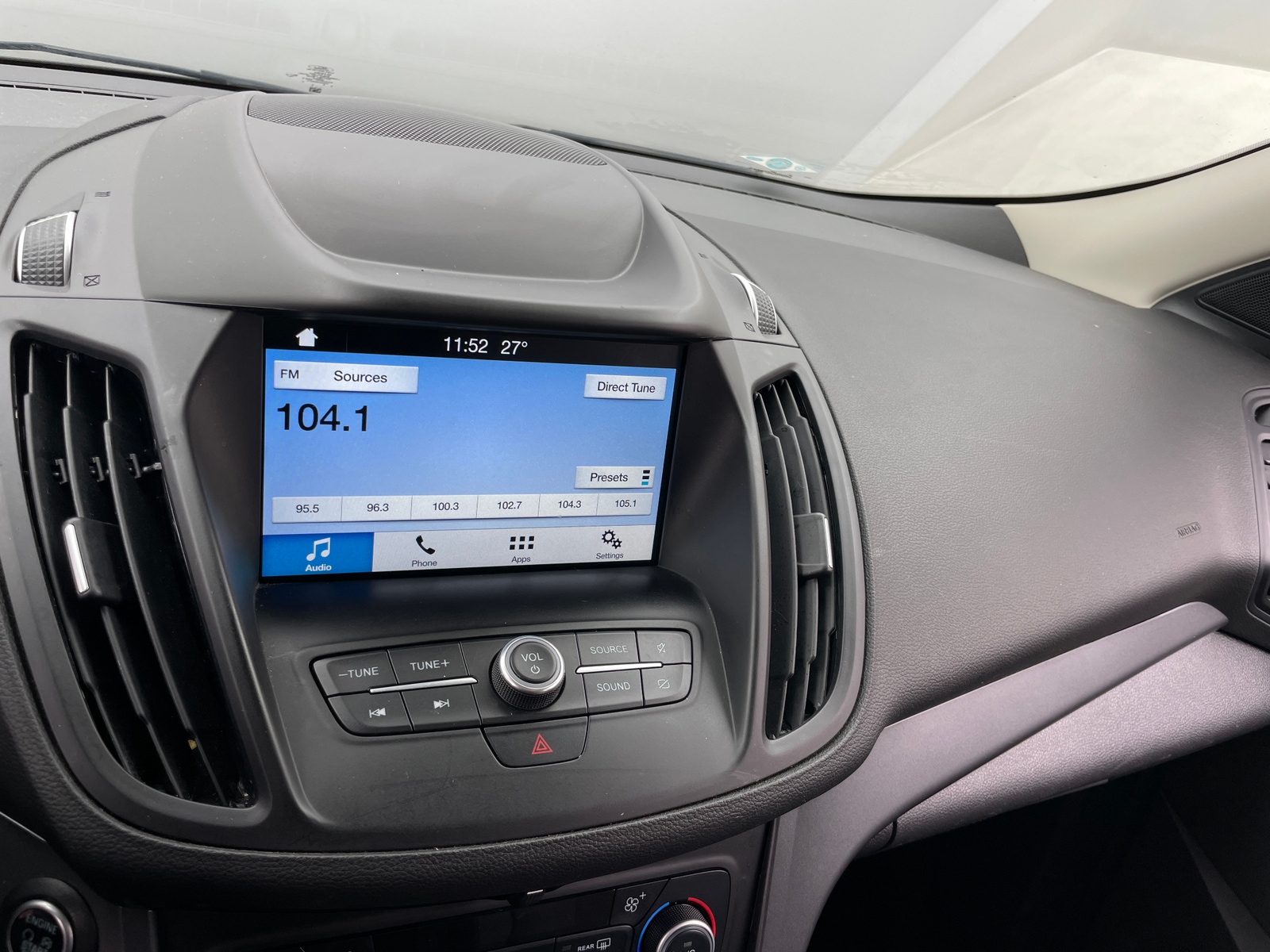 Thumbnail: 2019 Ford Escape - 4