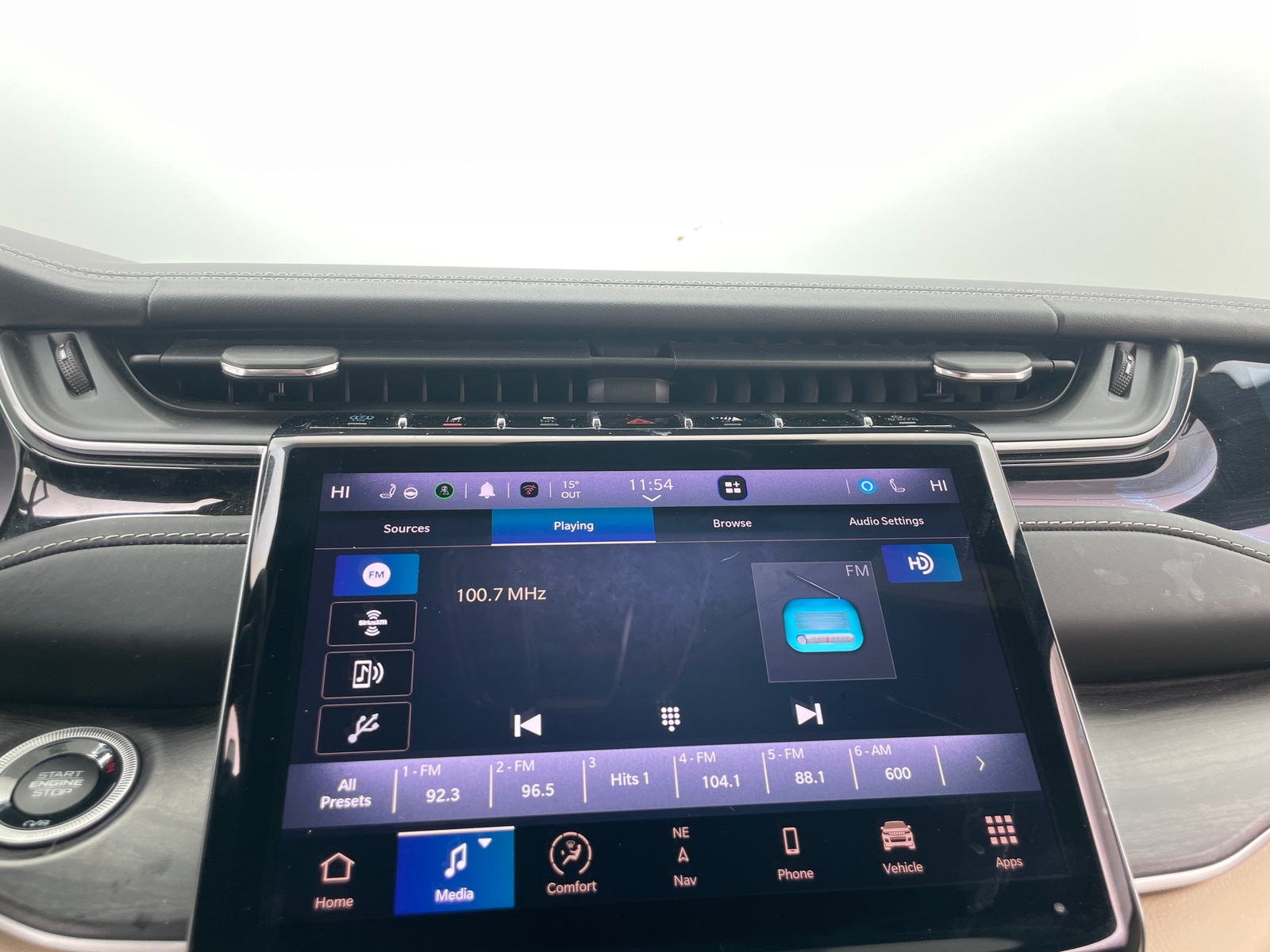 Thumbnail: 2022 Jeep Grand Cherokee - 3