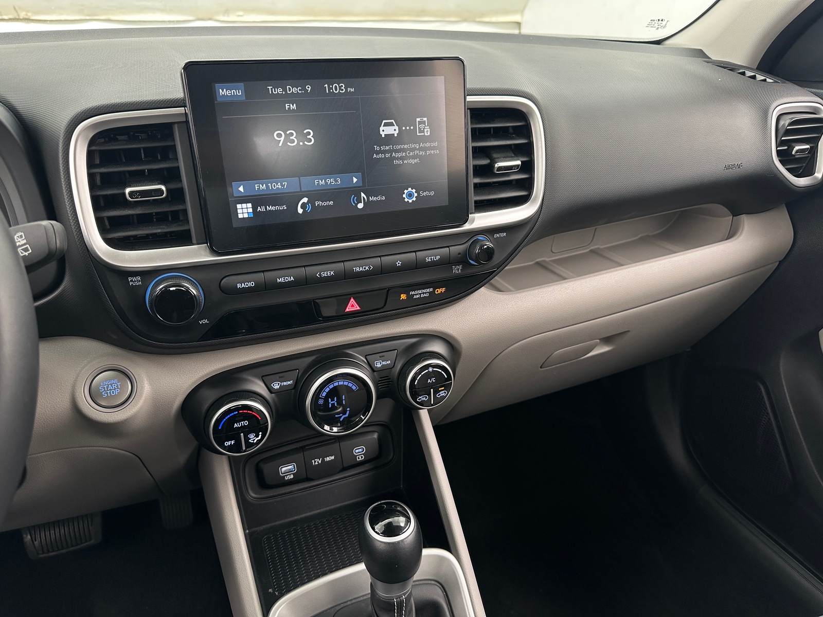 Thumbnail: 2025 Hyundai Venue - 4