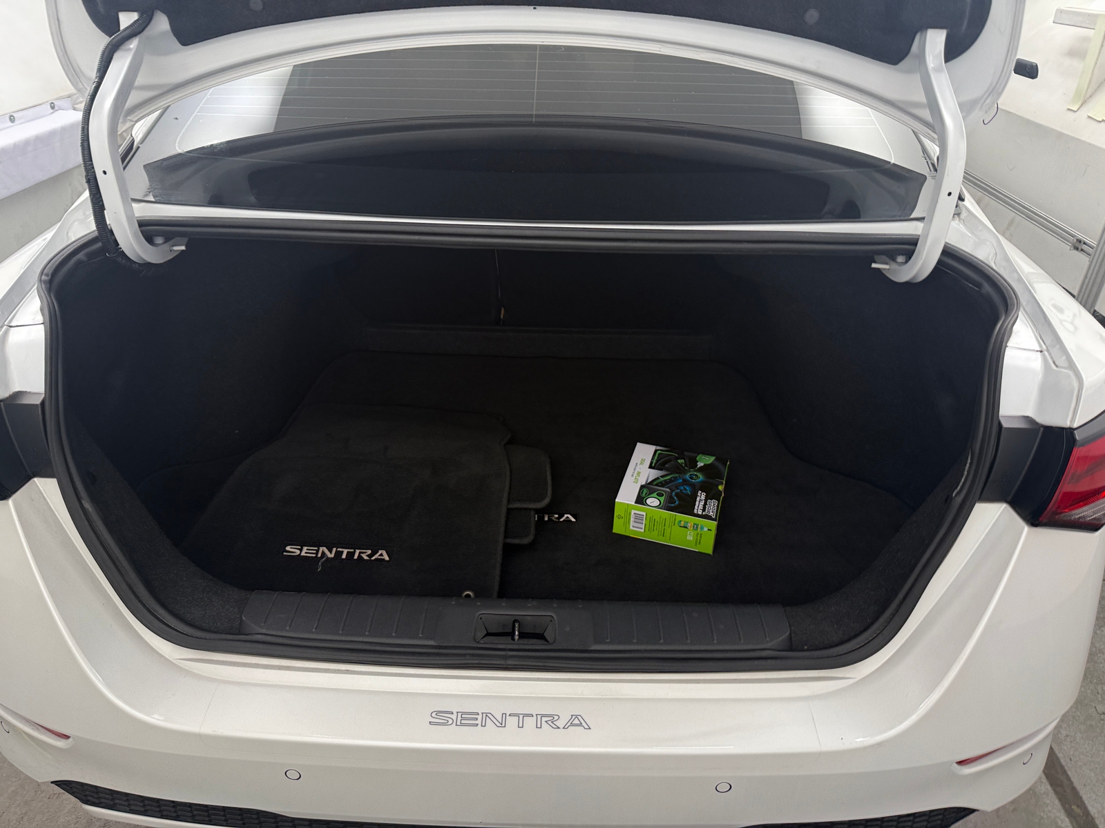 Thumbnail: 2023 Nissan Sentra - 7