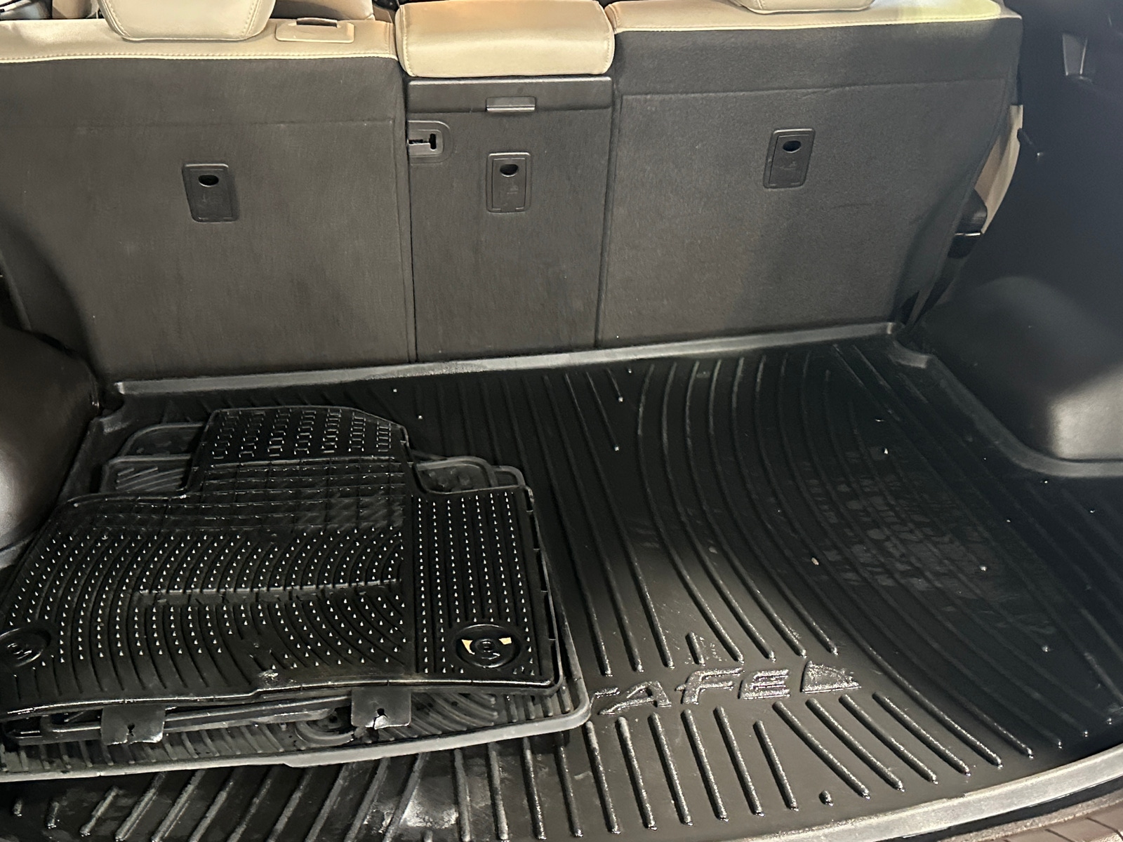 Thumbnail: 2017 Hyundai Santa Fe - 6