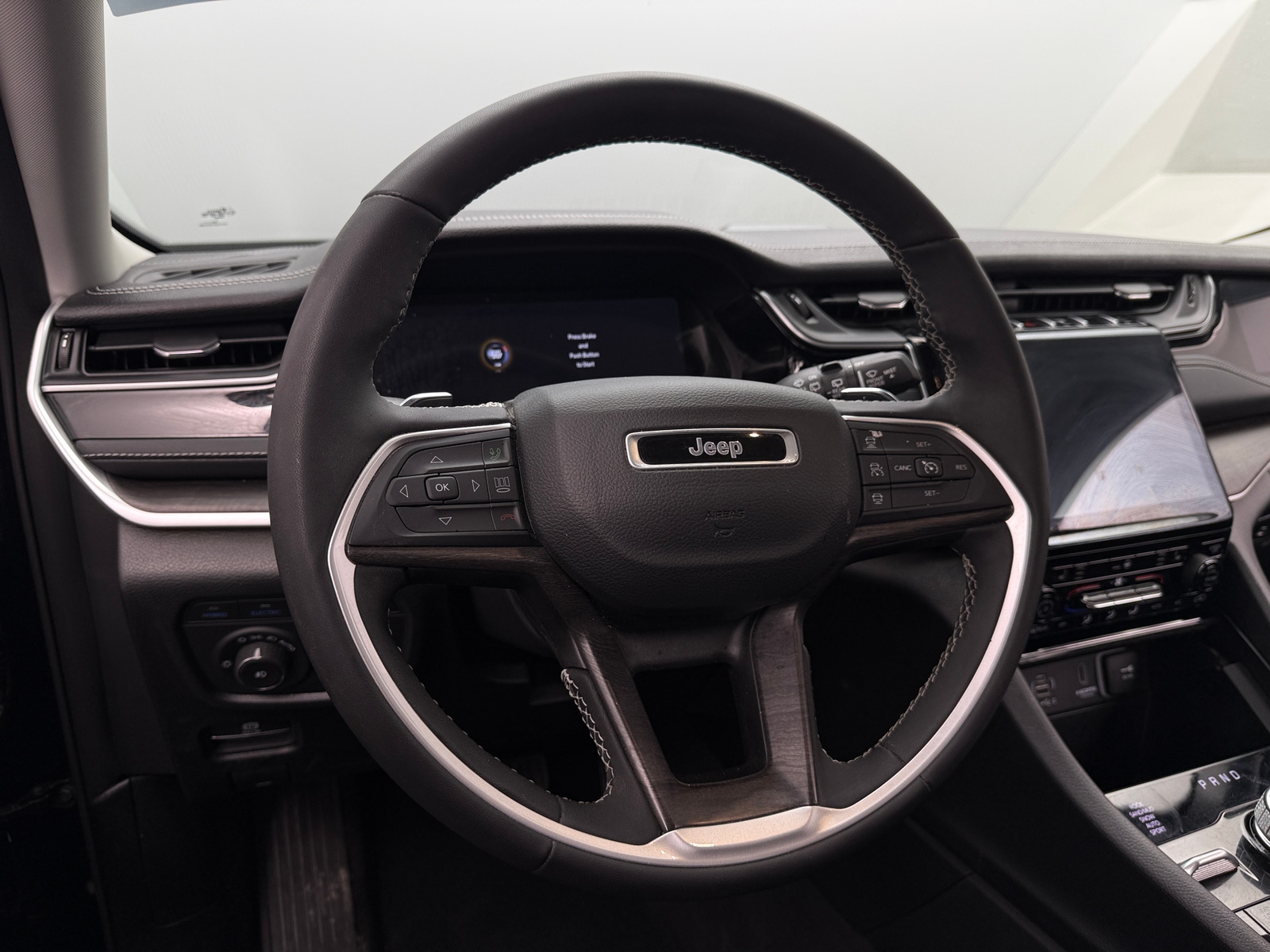 Thumbnail: 2024 Jeep Grand Cherokee - 4