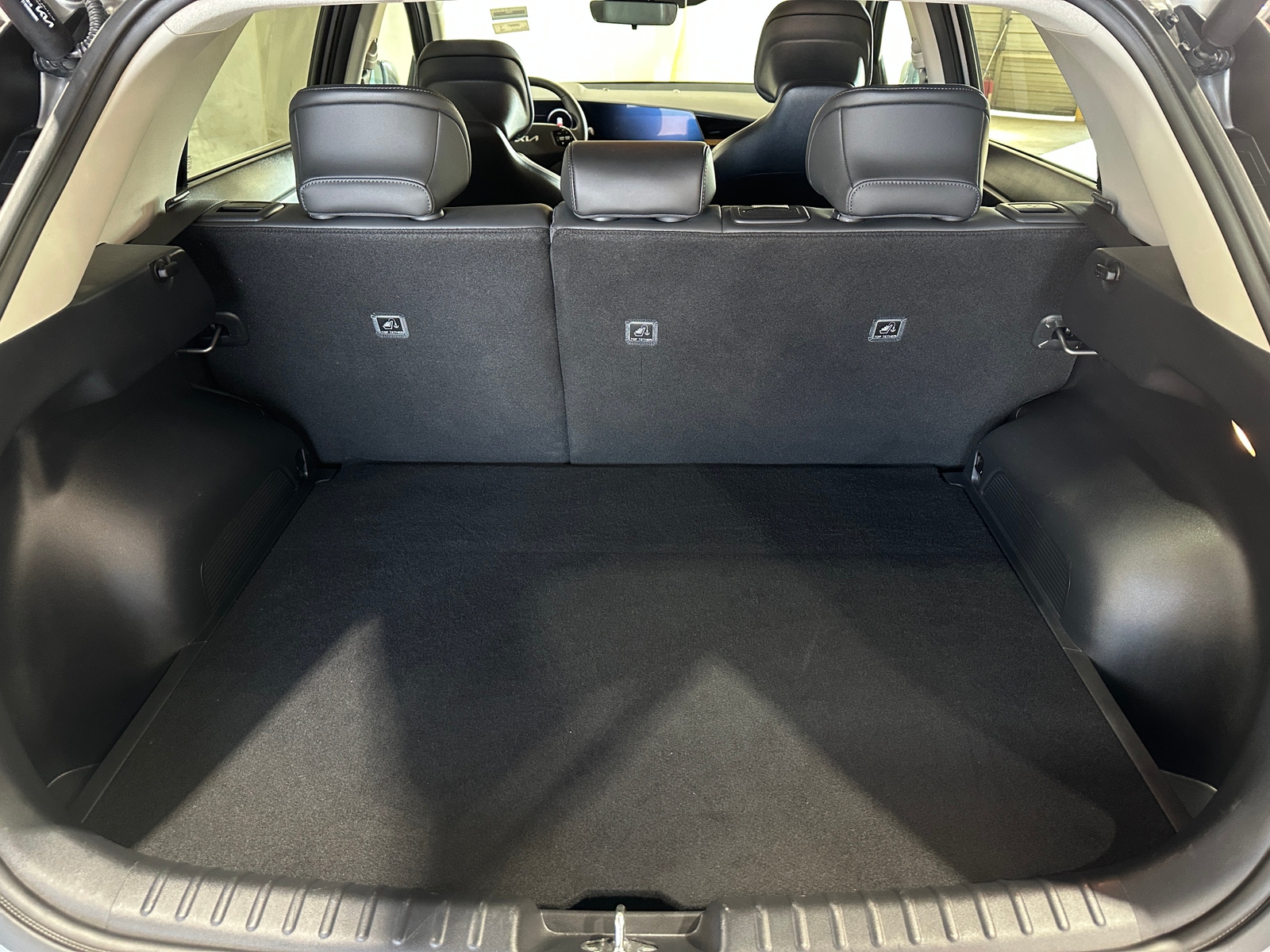 Thumbnail: 2024 Kia Niro - 7