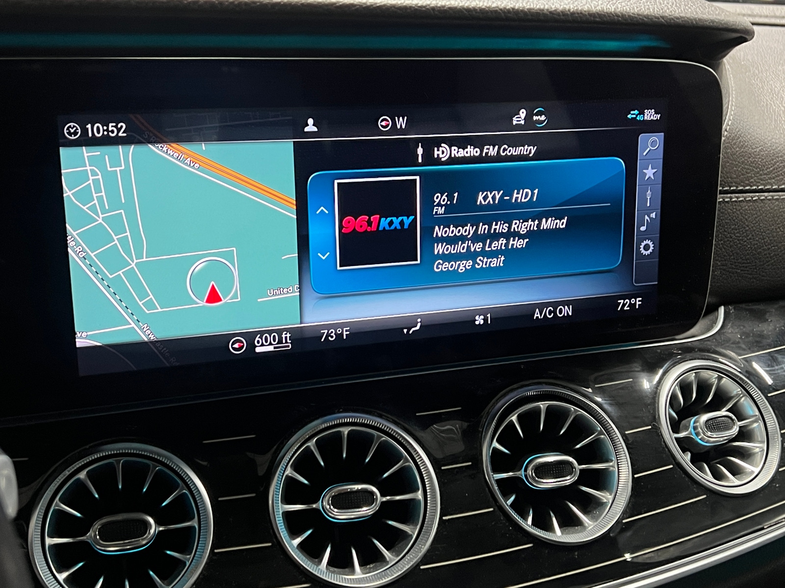 Thumbnail: 2019 Mercedes-Benz CLS - 2