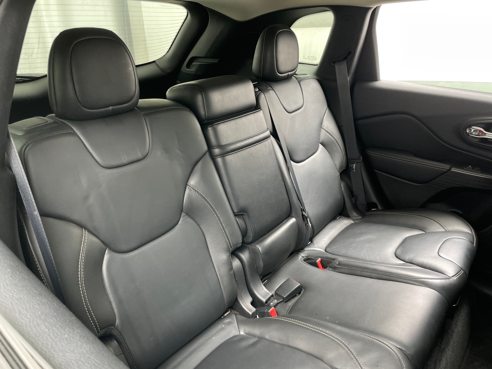 Thumbnail: 2015 Jeep Cherokee - 5