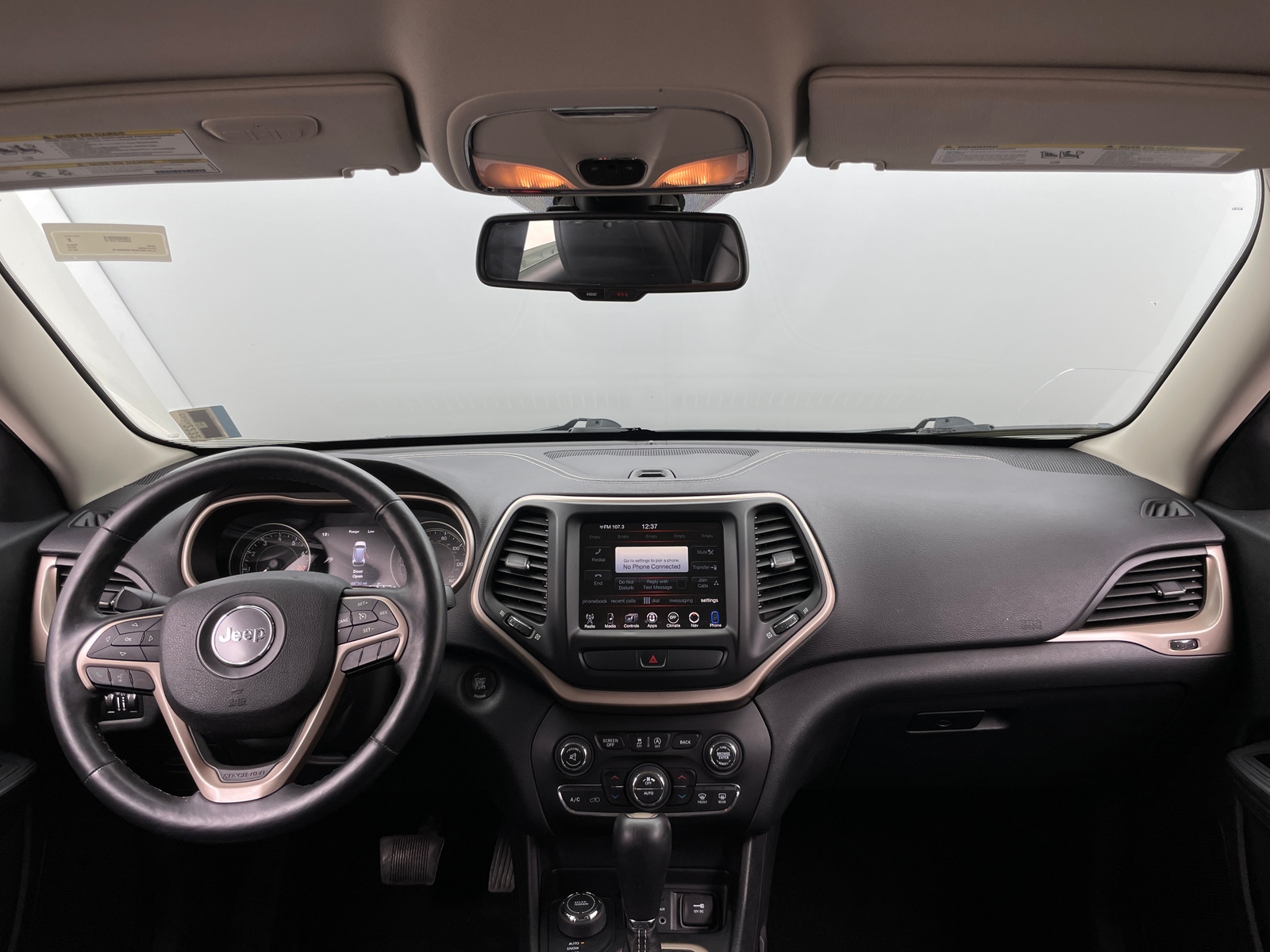 Thumbnail: 2015 Jeep Cherokee - 2