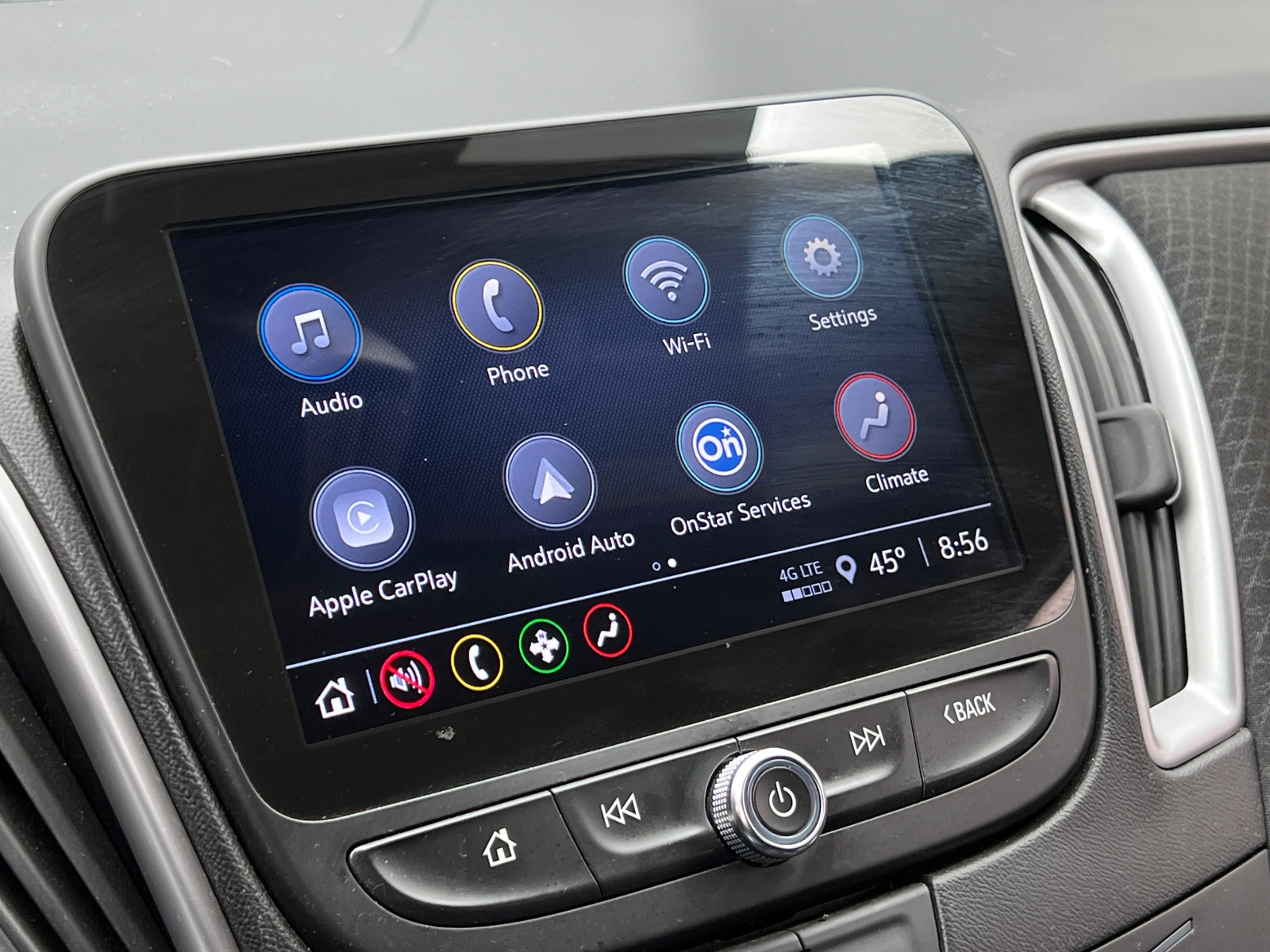 Thumbnail: 2024 Chevrolet Malibu - 4