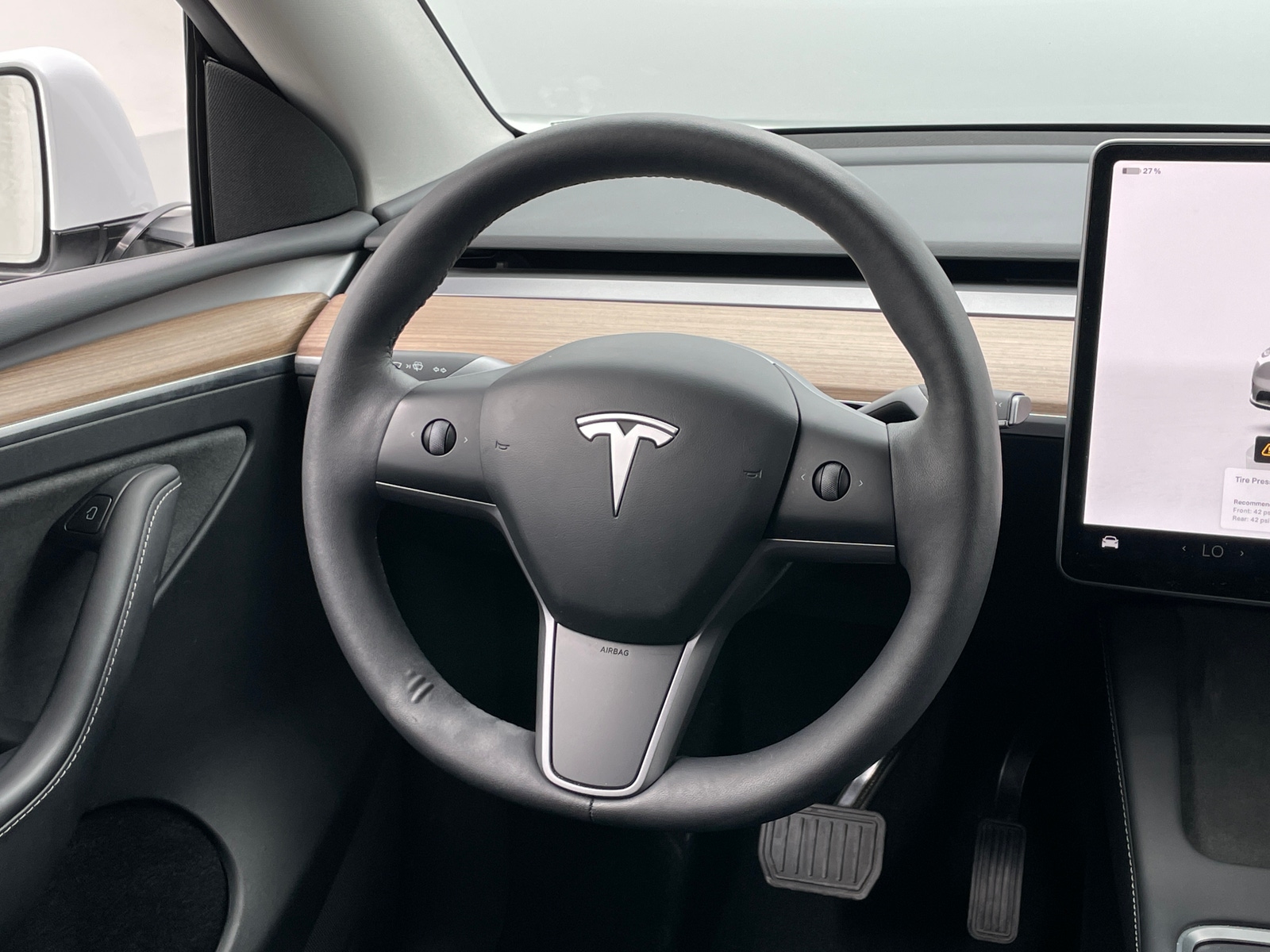 Thumbnail: 2023 Tesla Model Y - 4