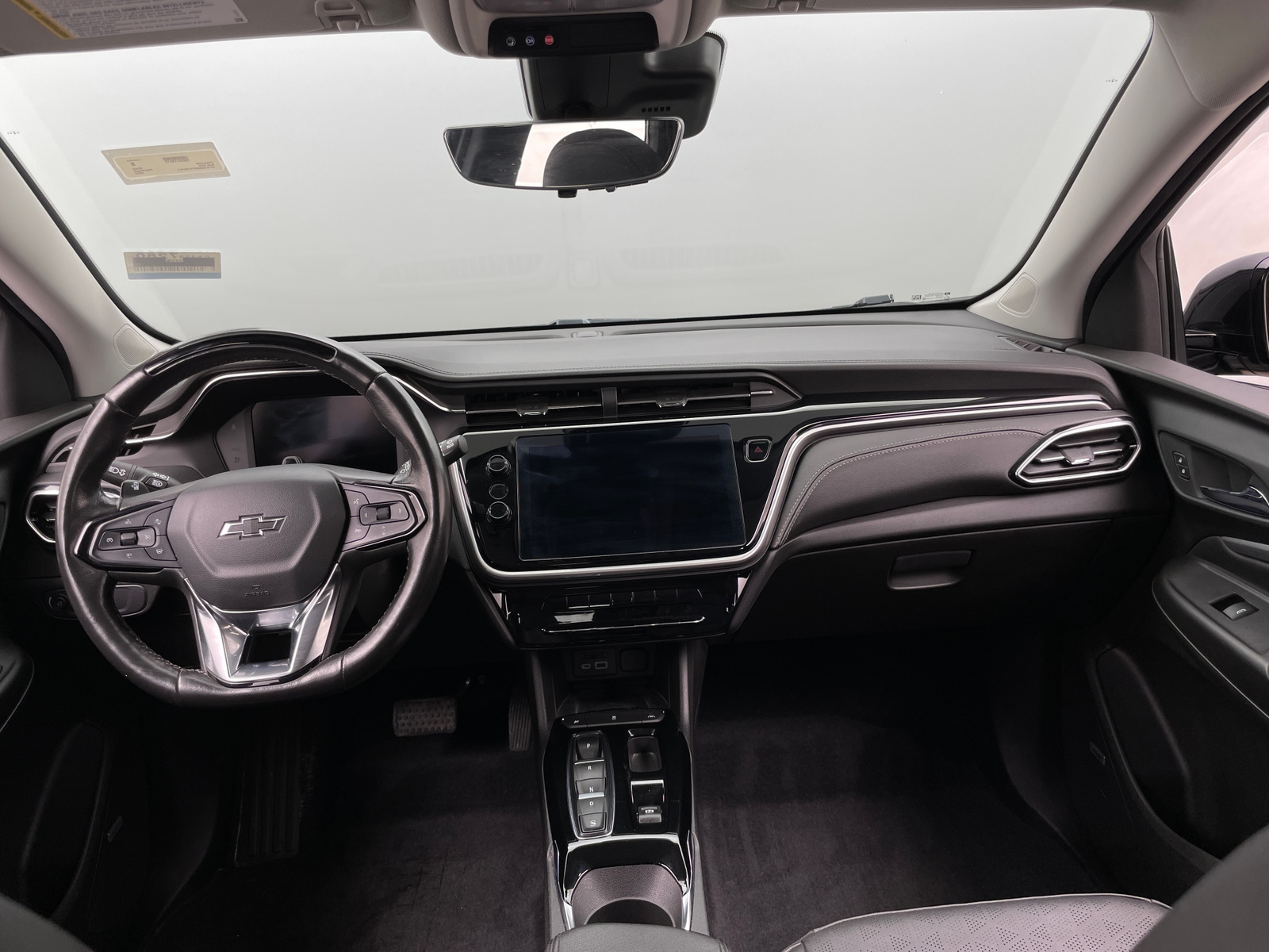 Thumbnail: 2023 Chevrolet Bolt EUV - 2