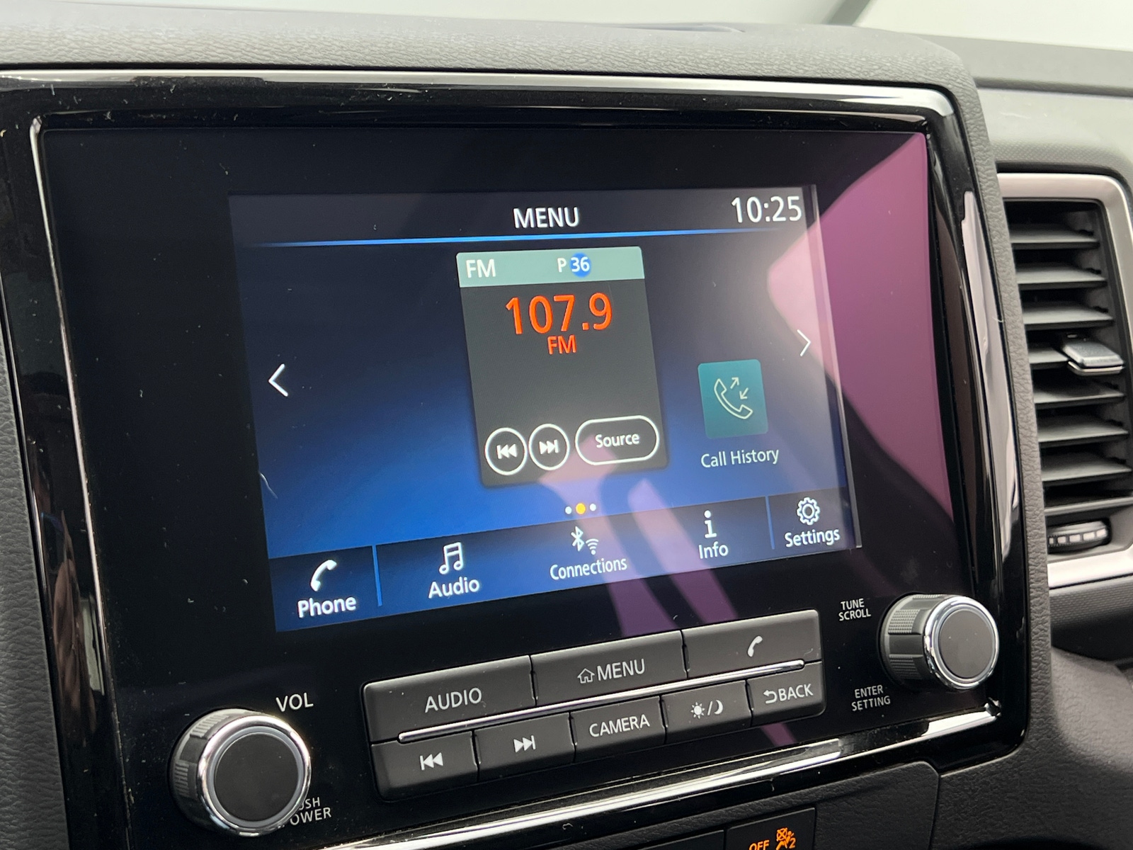 Thumbnail: 2024 Nissan Frontier - 3