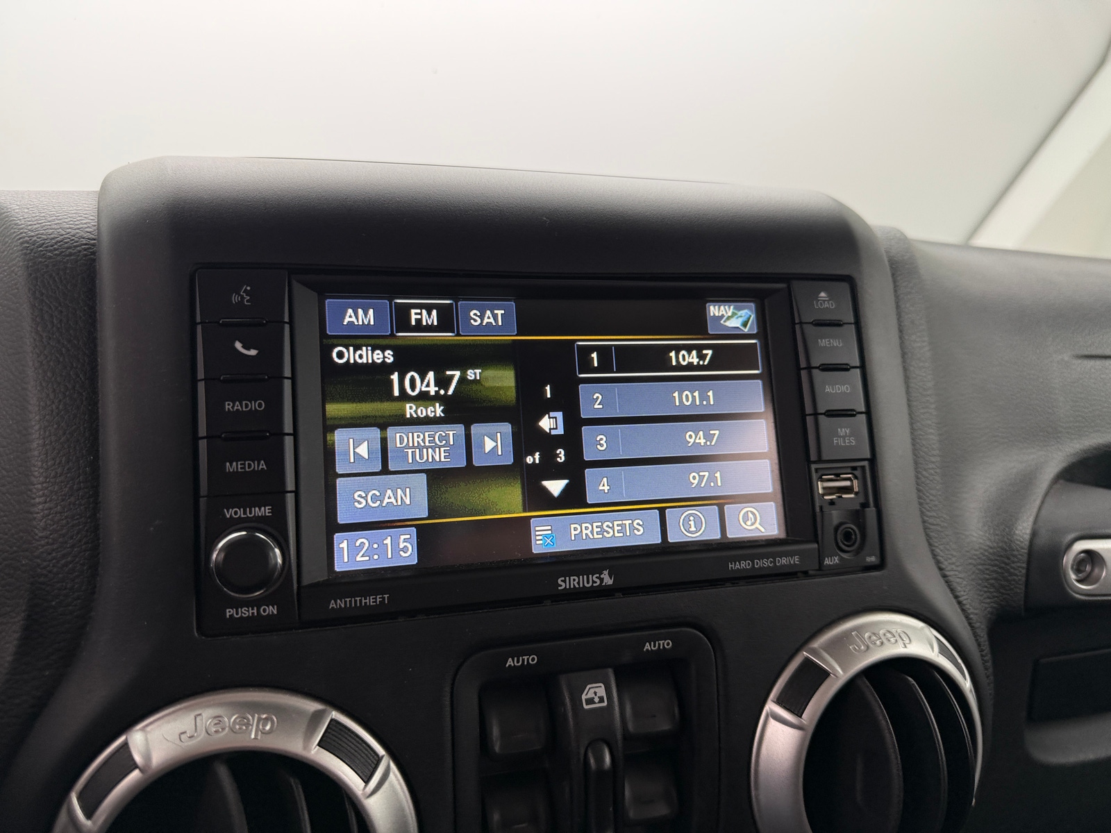 Thumbnail: 2017 Jeep Wrangler - 4