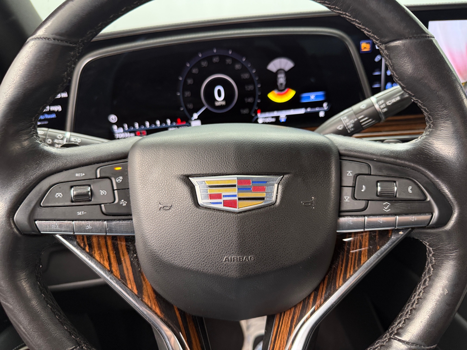 Thumbnail: 2023 Cadillac Escalade - 4