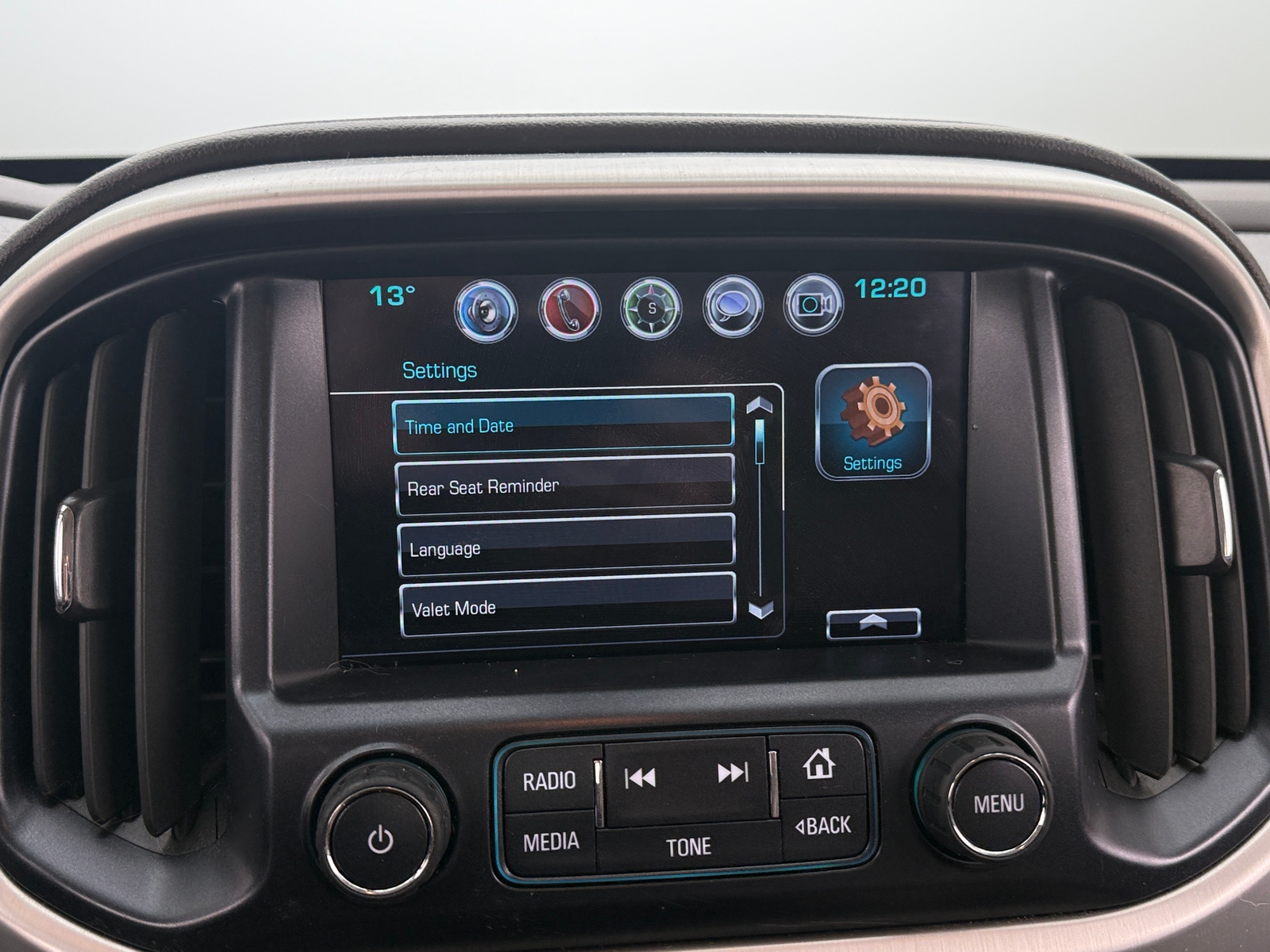 Thumbnail: 2018 GMC Canyon - 3