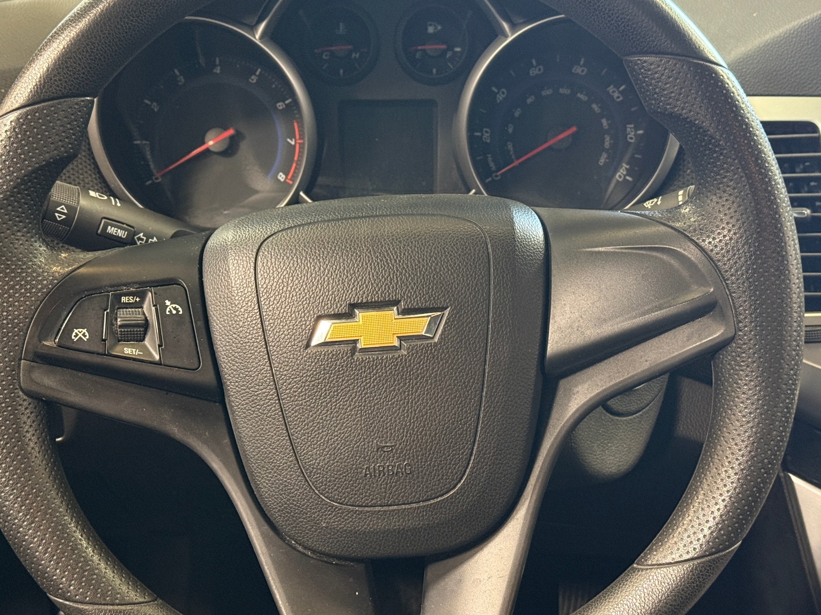 Thumbnail: 2011 Chevrolet Cruze - 5