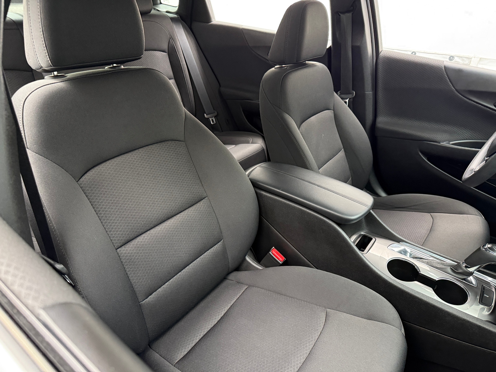 Thumbnail: 2019 Chevrolet Malibu - 2