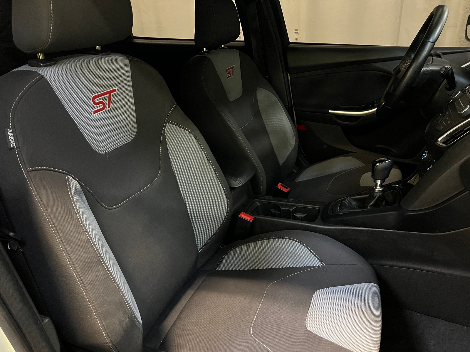 Thumbnail: 2016 Ford Focus - 2