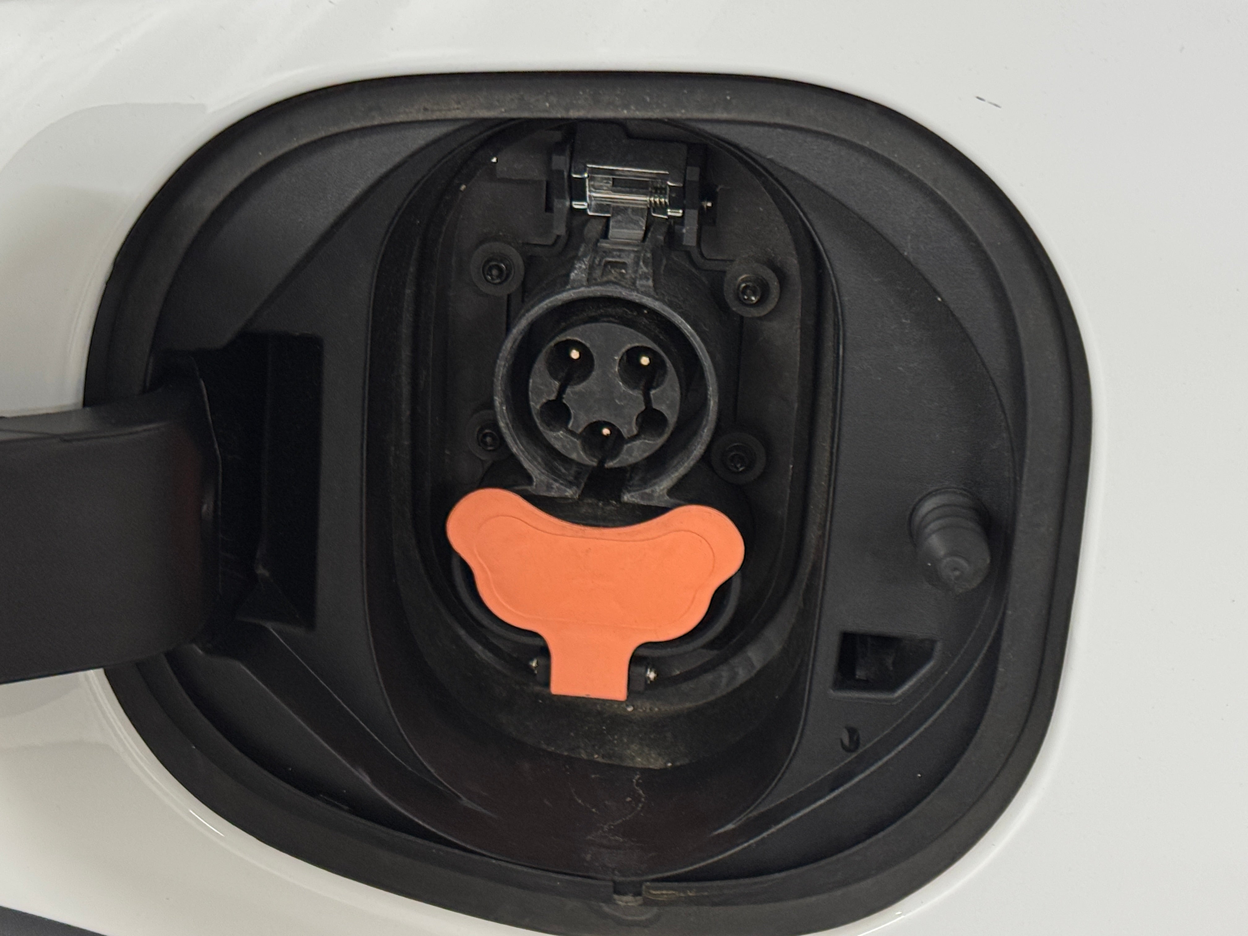 Used 2021 Chevrolet Bolt EV LT with VIN 1G1FY6S02M4104872 for sale in Auburn, WA