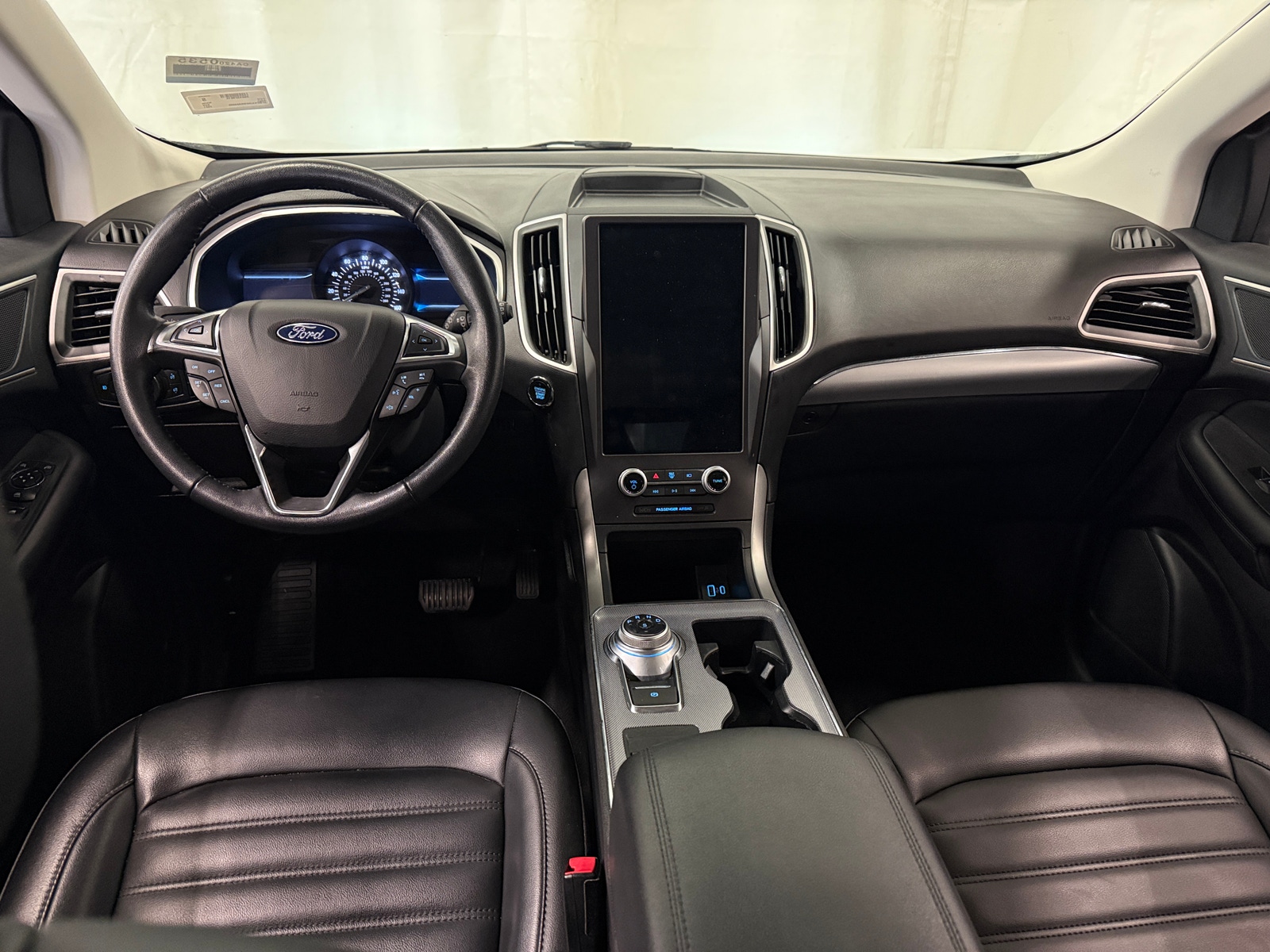 Thumbnail: 2021 Ford Edge - 2