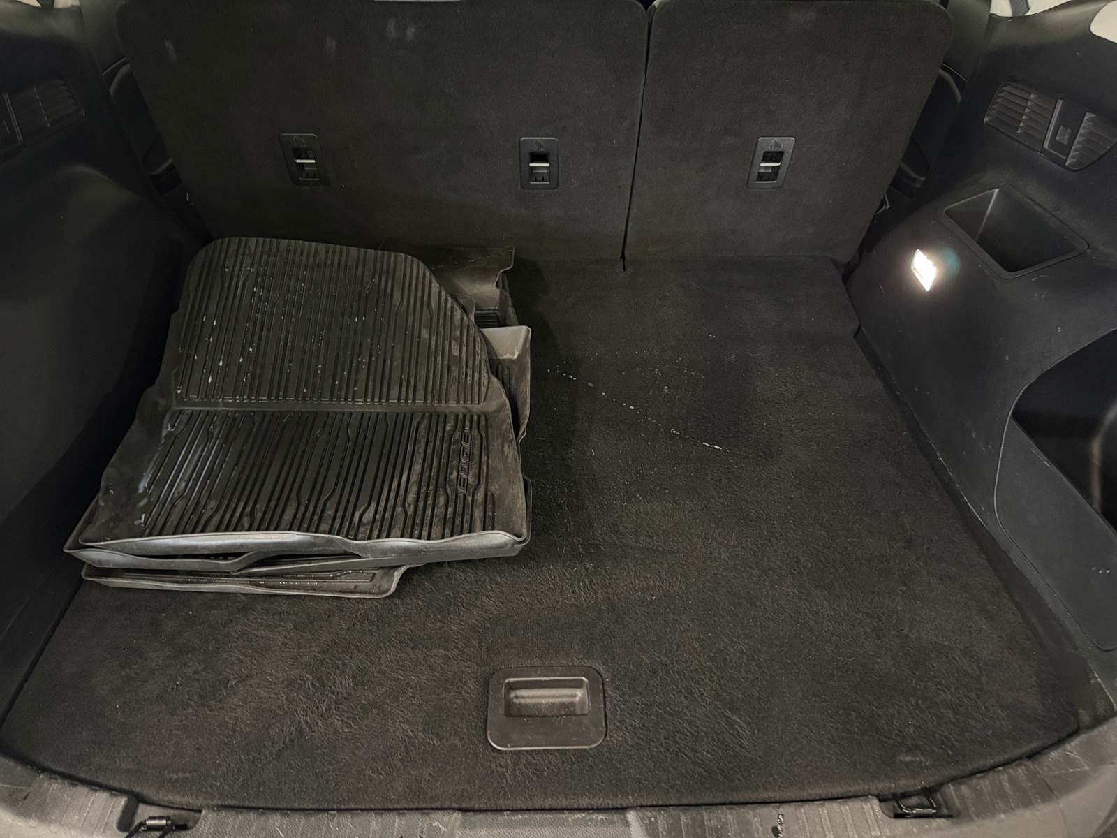 Thumbnail: 2021 Ford Edge - 6