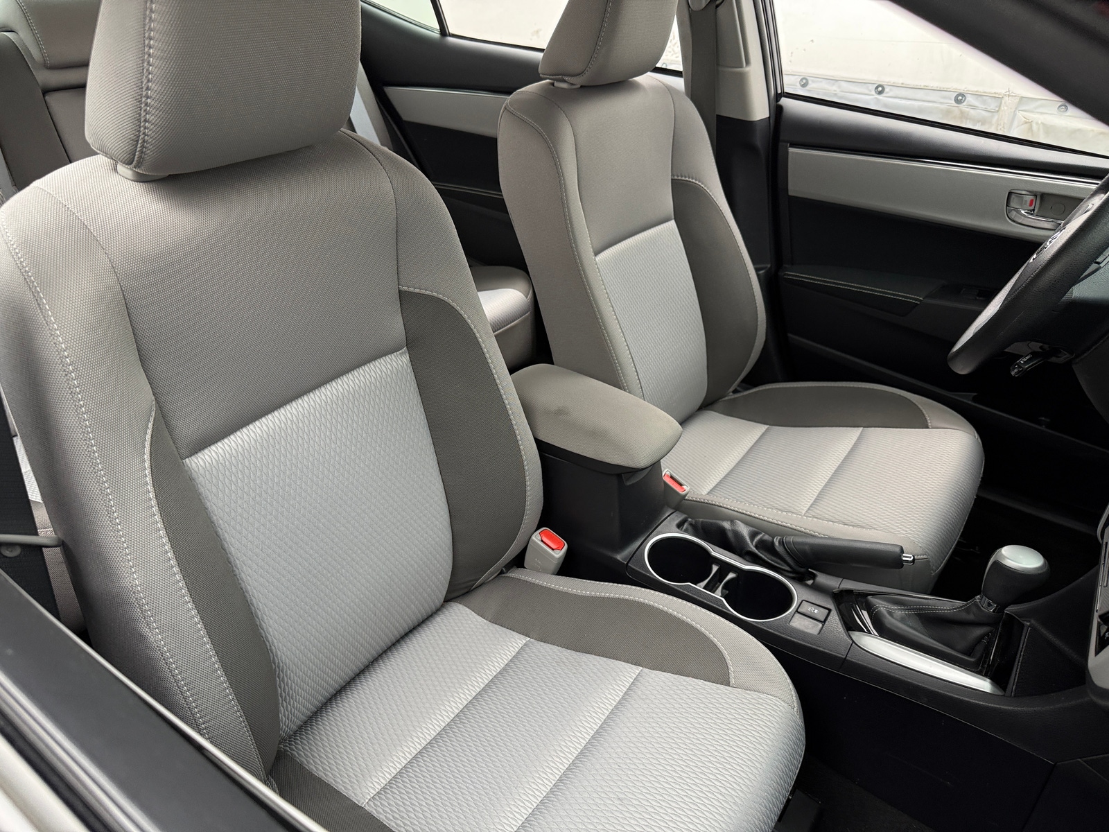 Thumbnail: 2017 Toyota Corolla - 2