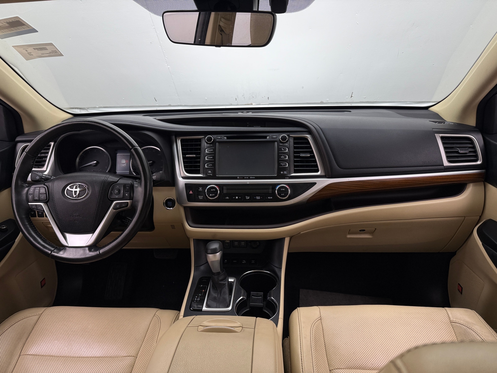 Thumbnail: 2017 Toyota Highlander - 2