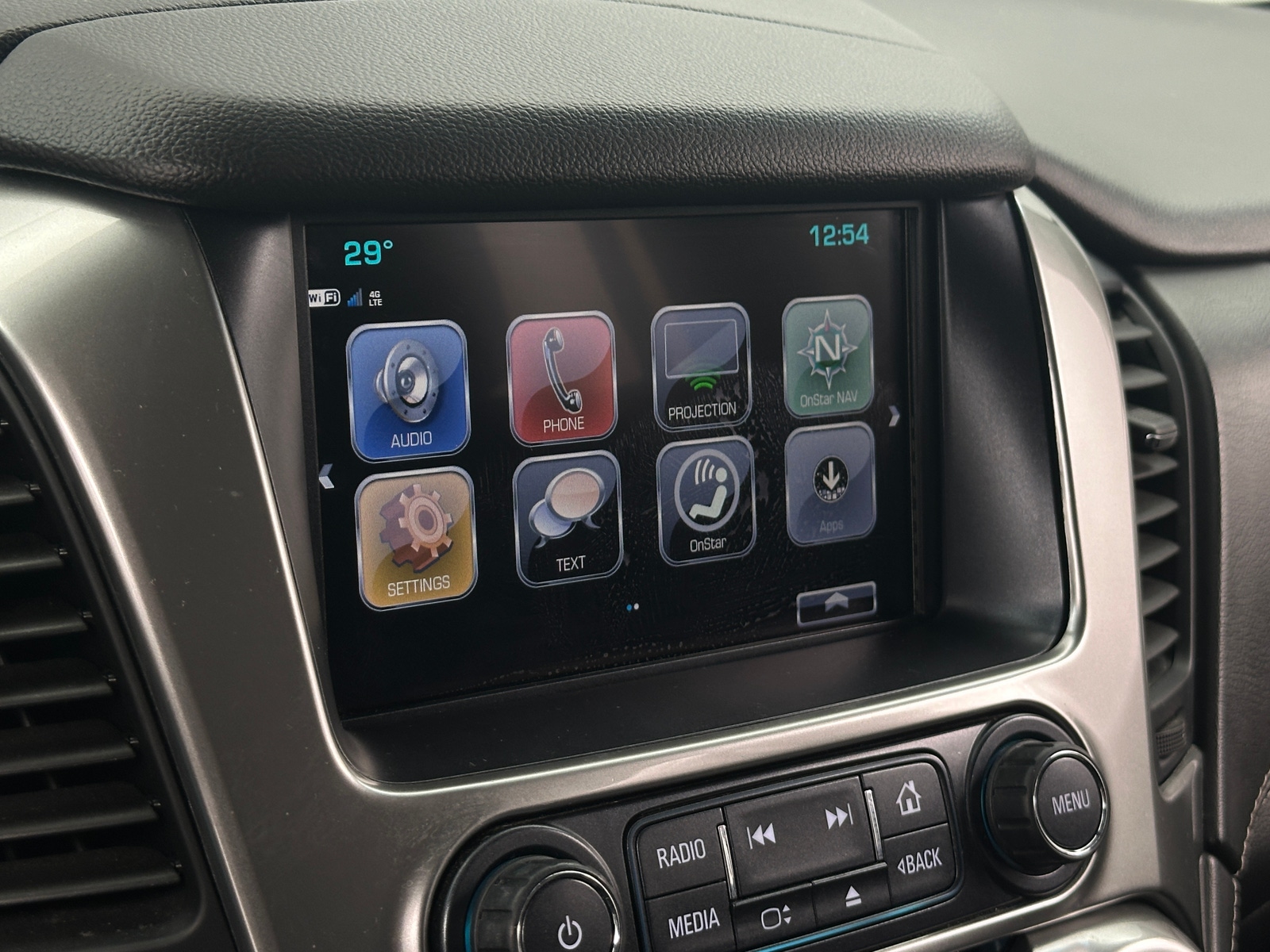 Thumbnail: 2018 Chevrolet Tahoe - 4