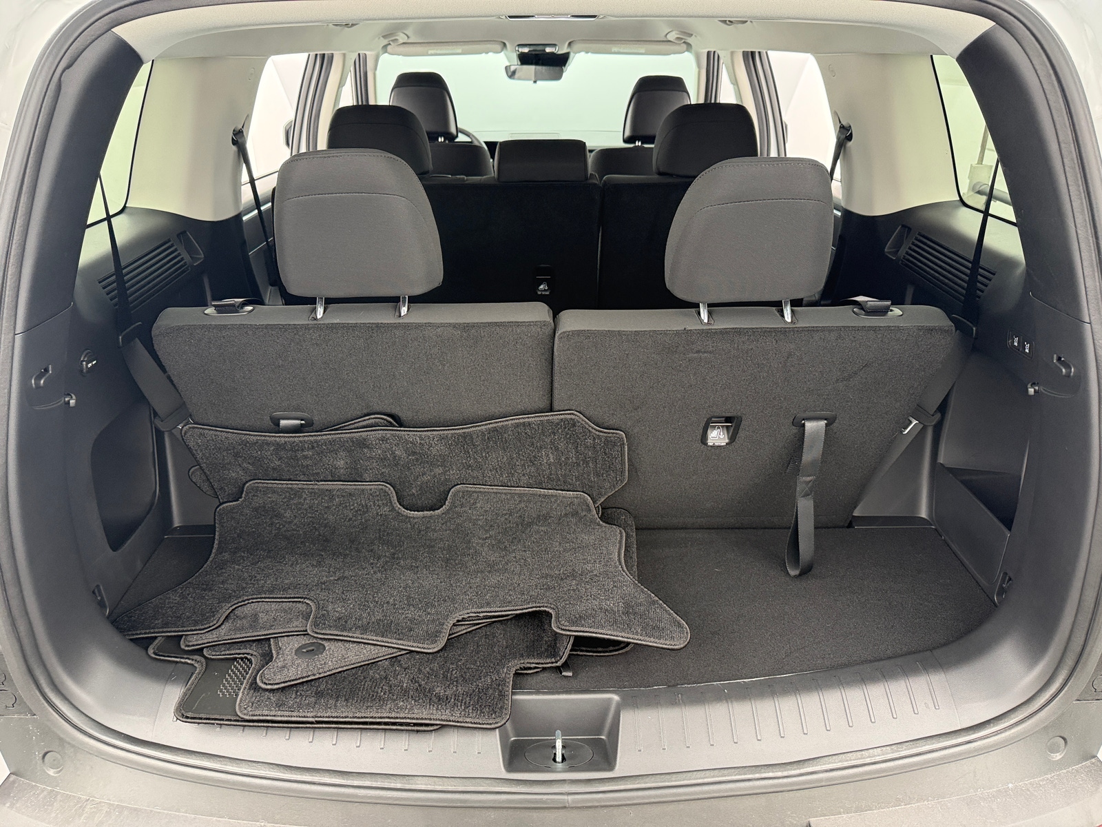 Thumbnail: 2025 Hyundai Santa Fe - 7