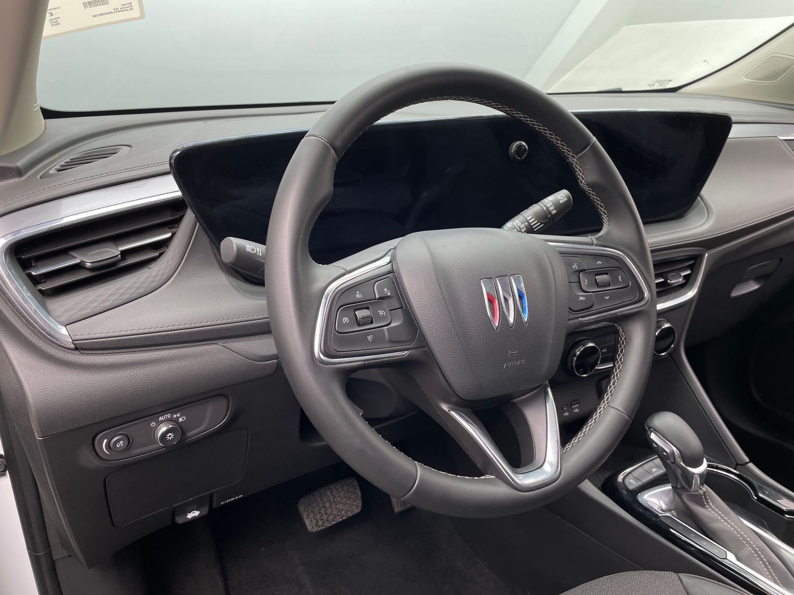 Thumbnail: 2025 Buick Encore GX - 5