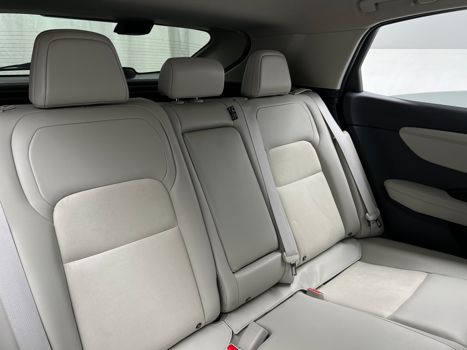 Thumbnail: 2023 Nissan Ariya - 5