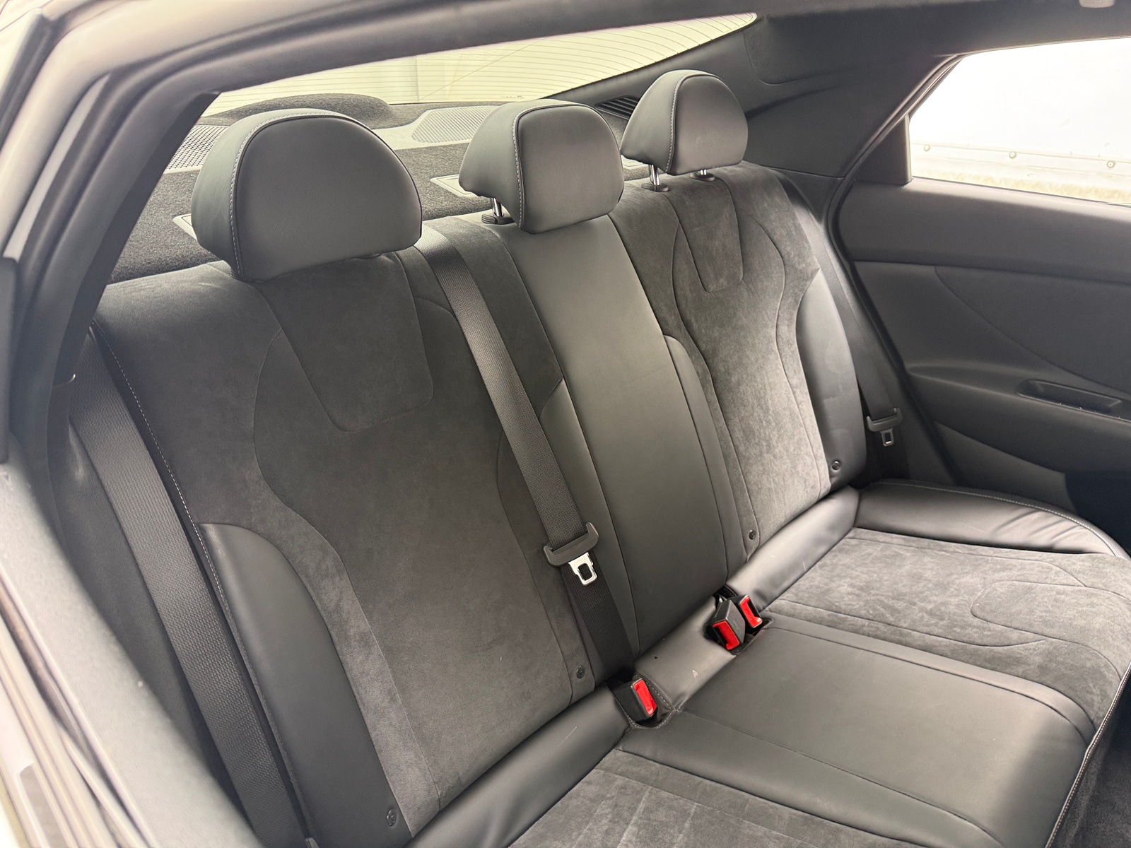 Thumbnail: 2022 Hyundai Elantra - 5