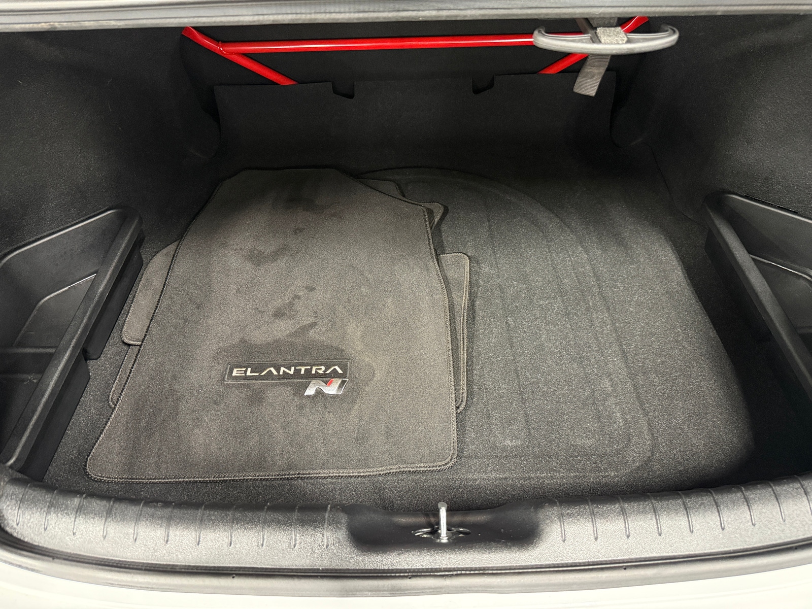 Thumbnail: 2022 Hyundai Elantra - 6