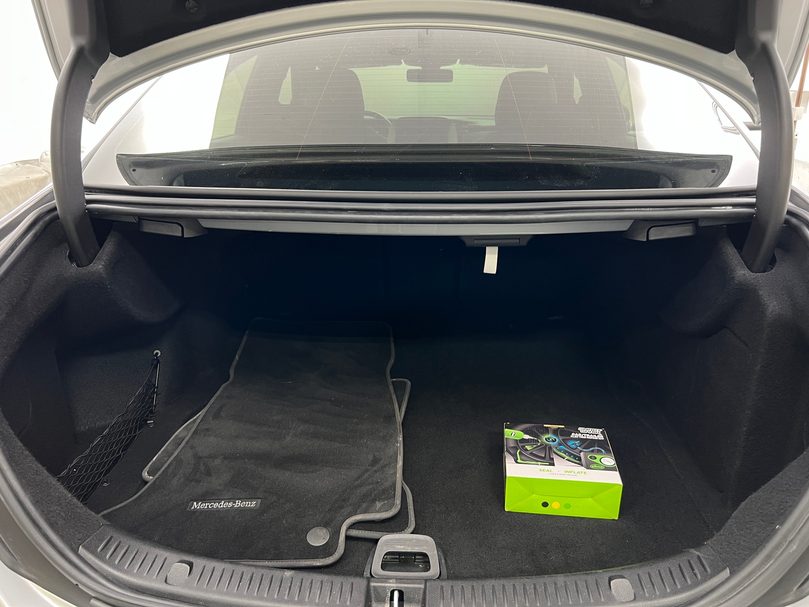 Thumbnail: 2017 Mercedes-Benz E-Class - 6