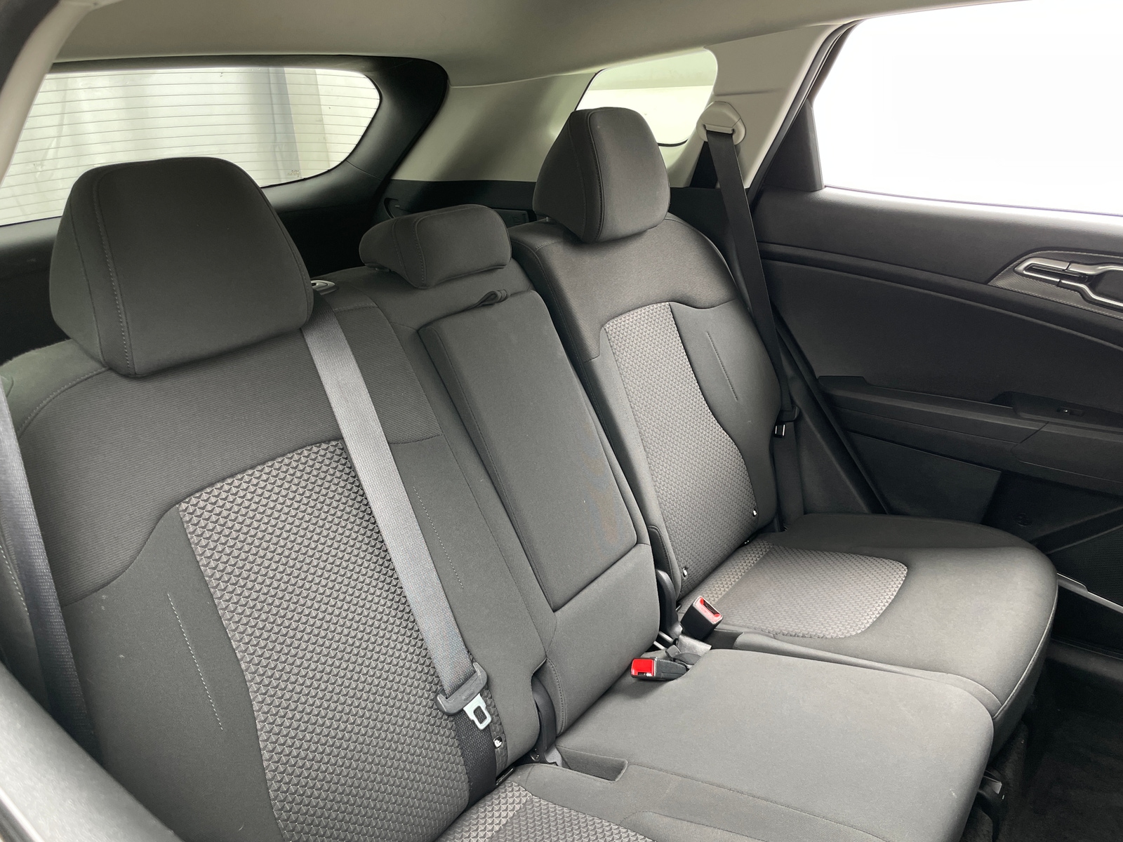 Thumbnail: 2023 Kia Sportage - 6