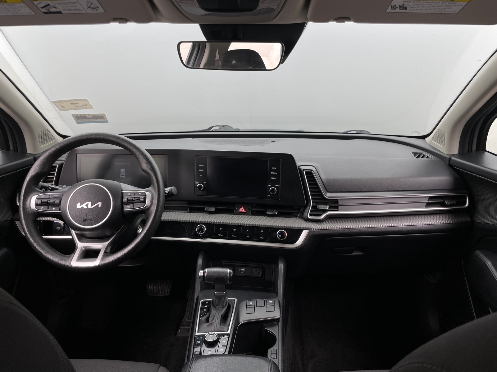 Thumbnail: 2023 Kia Sportage - 3