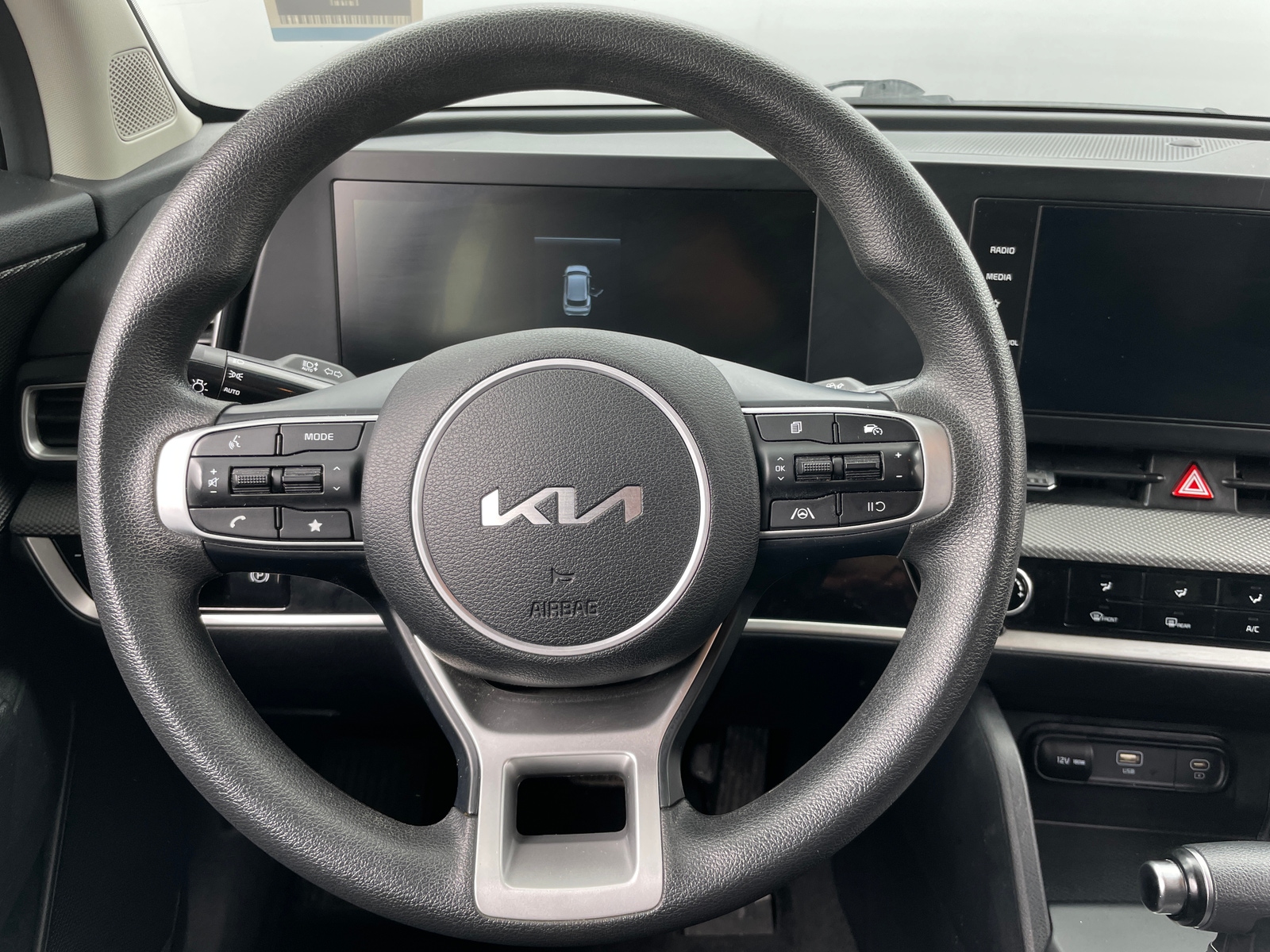 Thumbnail: 2023 Kia Sportage - 5