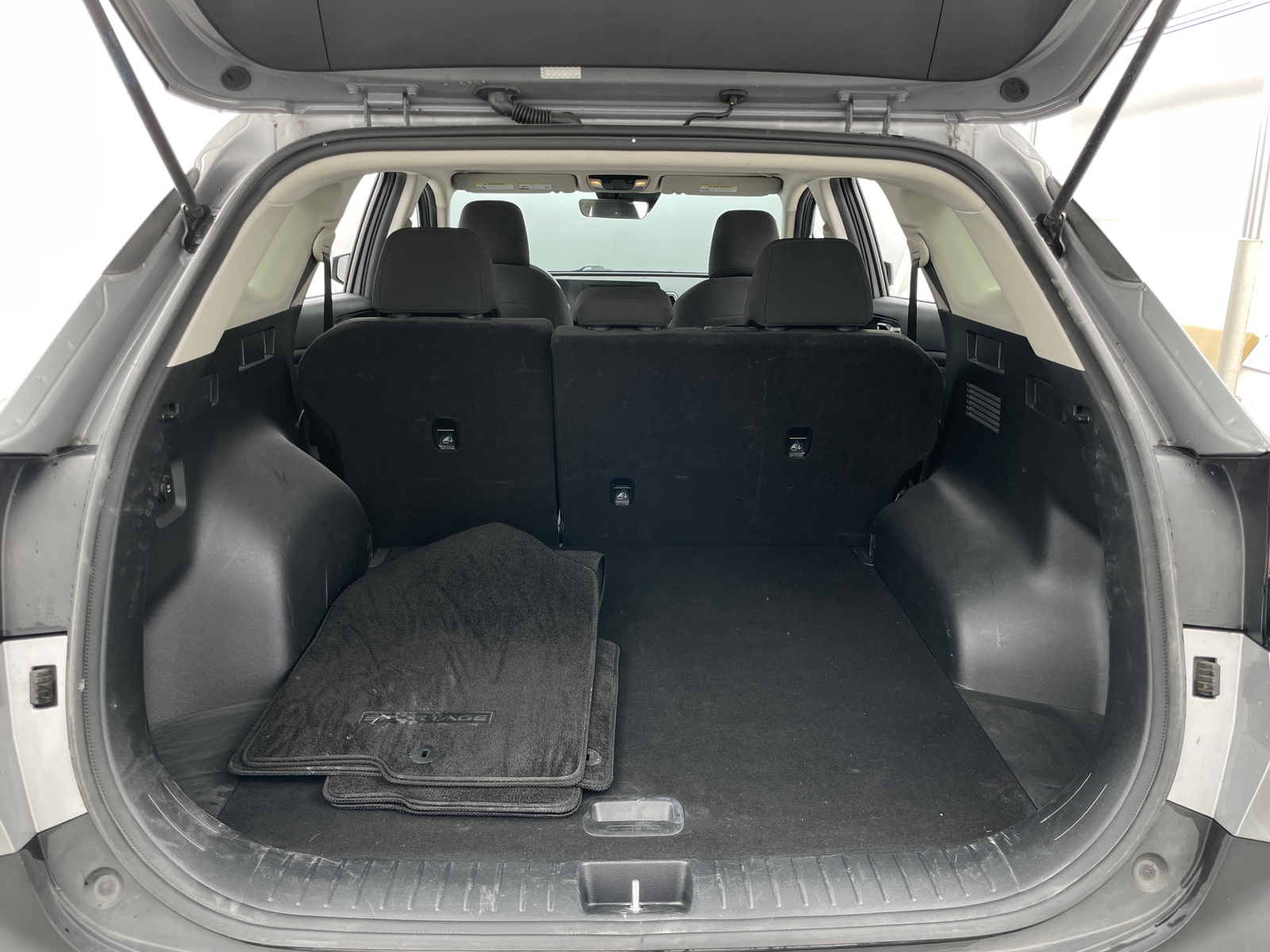 Thumbnail: 2023 Kia Sportage - 7