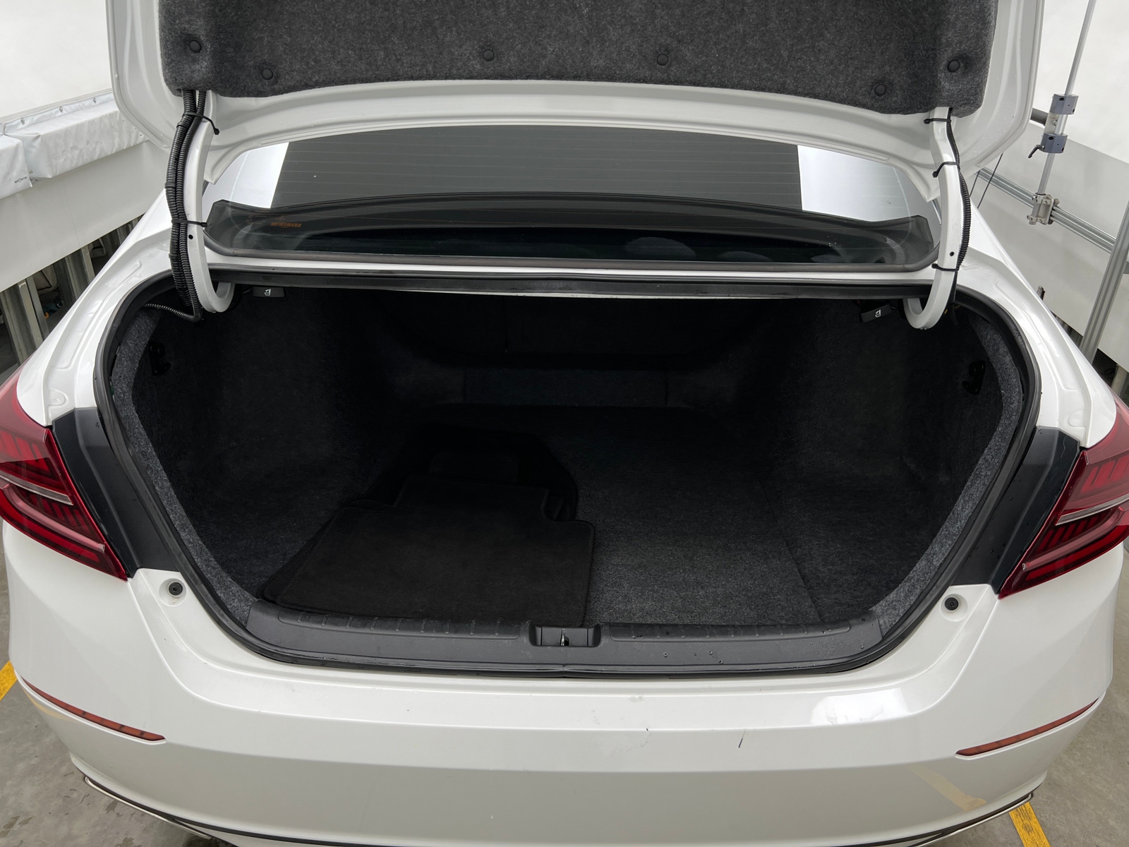 Thumbnail: 2020 Honda Accord - 7