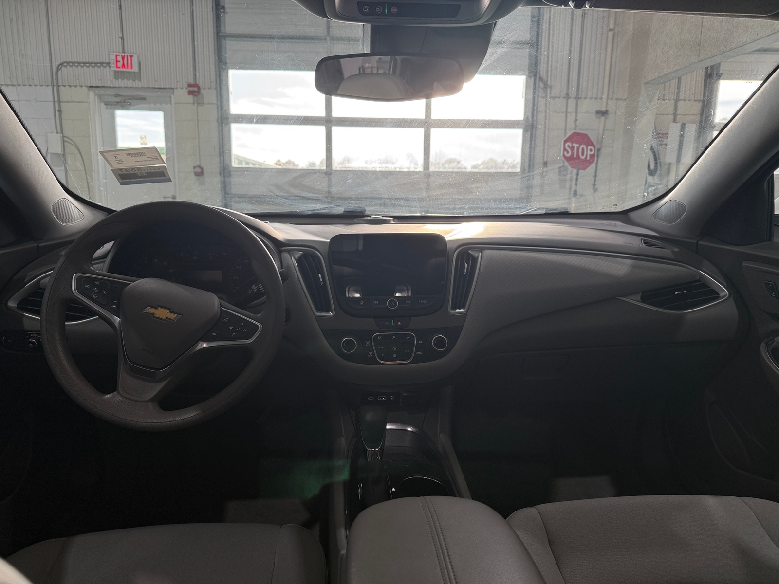 Thumbnail: 2022 Chevrolet Malibu - 3