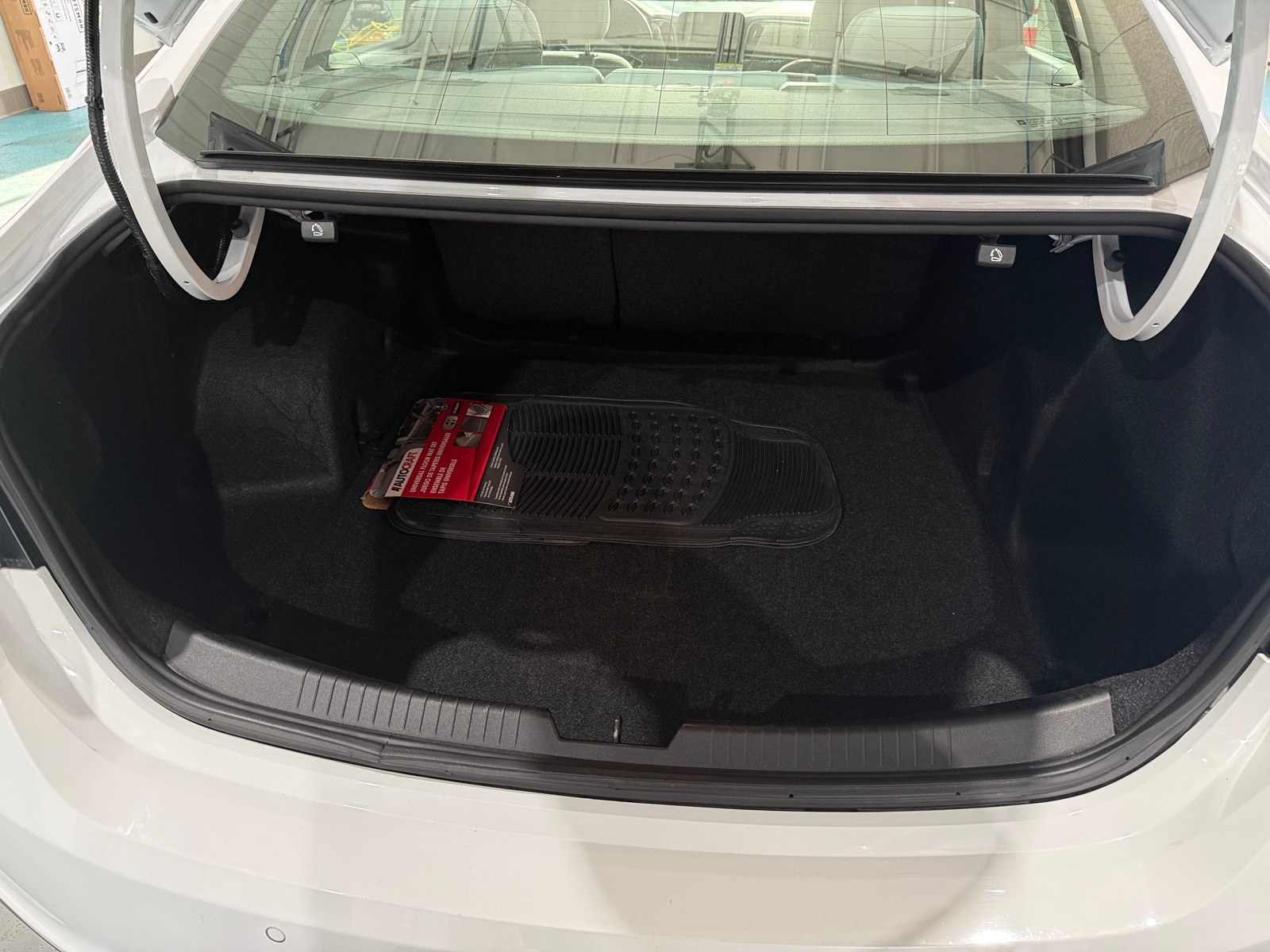 Thumbnail: 2022 Chevrolet Malibu - 7